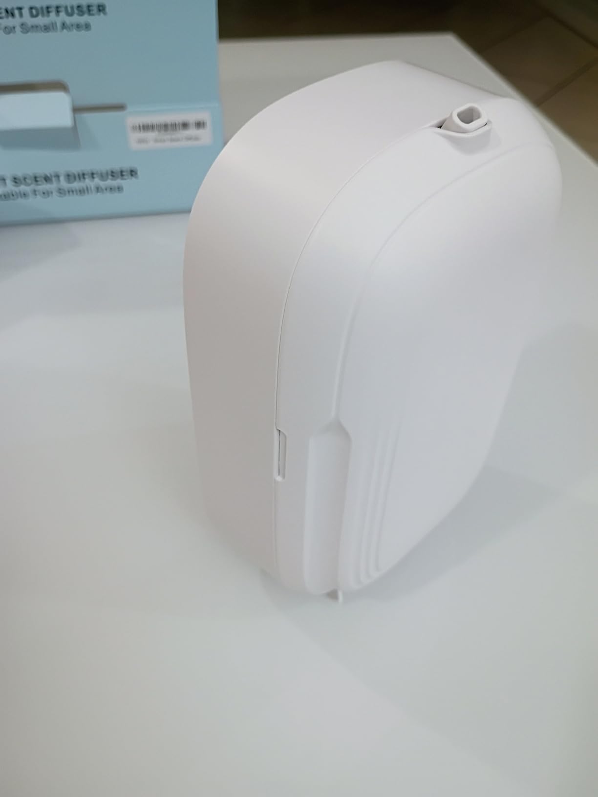 Waterless Essential Oil Diffuser,Home Hotel Aromatherapy,Cold Air Scent Diffuser with Smart APP & 3 Timer,1500 sq.ft Coverage| Whole House Oil Diffusers for Office,Room,On Wall,150ML-Quiet,Gift-White customer photo 2