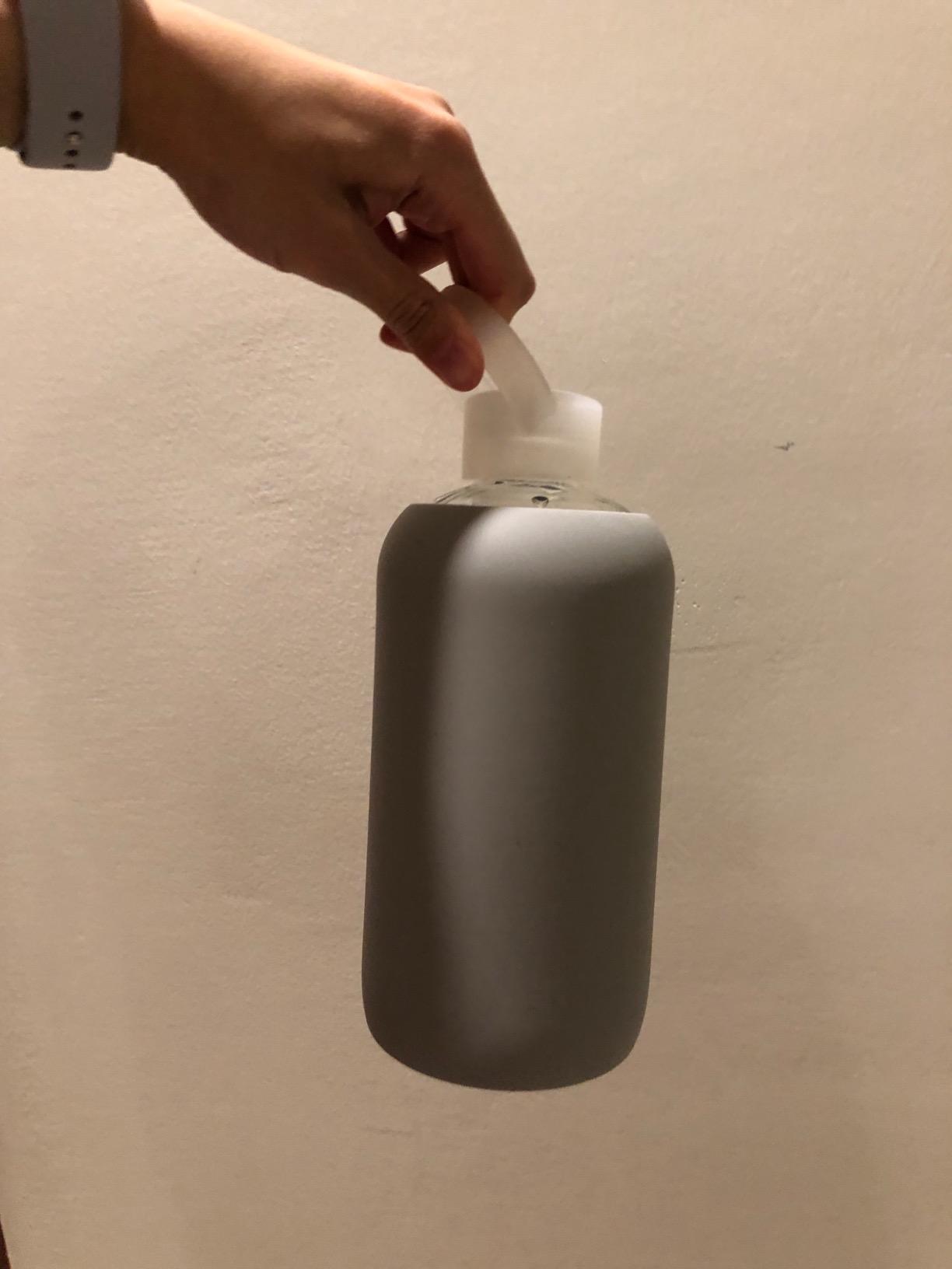 bkr - Big Smooth - Reusable Glass Water Bottle - Leakproof, Durable, Workout & Travel Friendly, Carrying Loop - Dishwasher Safe - Removable Silicone Sleeve - BPA Free - 1L (32 oz) customer photo 2