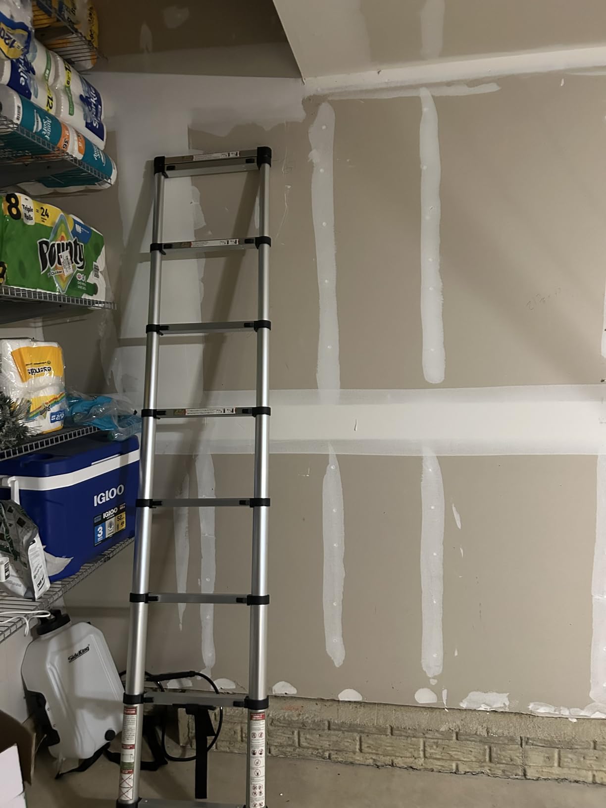 RIKADE A-Frame Telescoping Ladder with 1-Button Retraction, Aluminum Adjustable Extension Ladder, Portable Lightweight Folding Design for Home/RV Use, 330lb Capacity customer photo 1