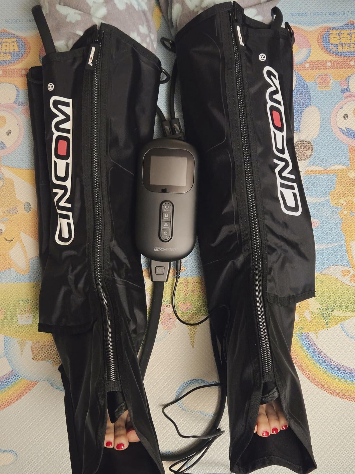 CINCOM Air Compression Boots for Circulation, Leg and Foot Massager Boots | Sequential Leg Recovery System with 3 Modes 3 Levels Intensities for Athletes, Leg Compression Zipper Design for Easier Wear customer photo 2