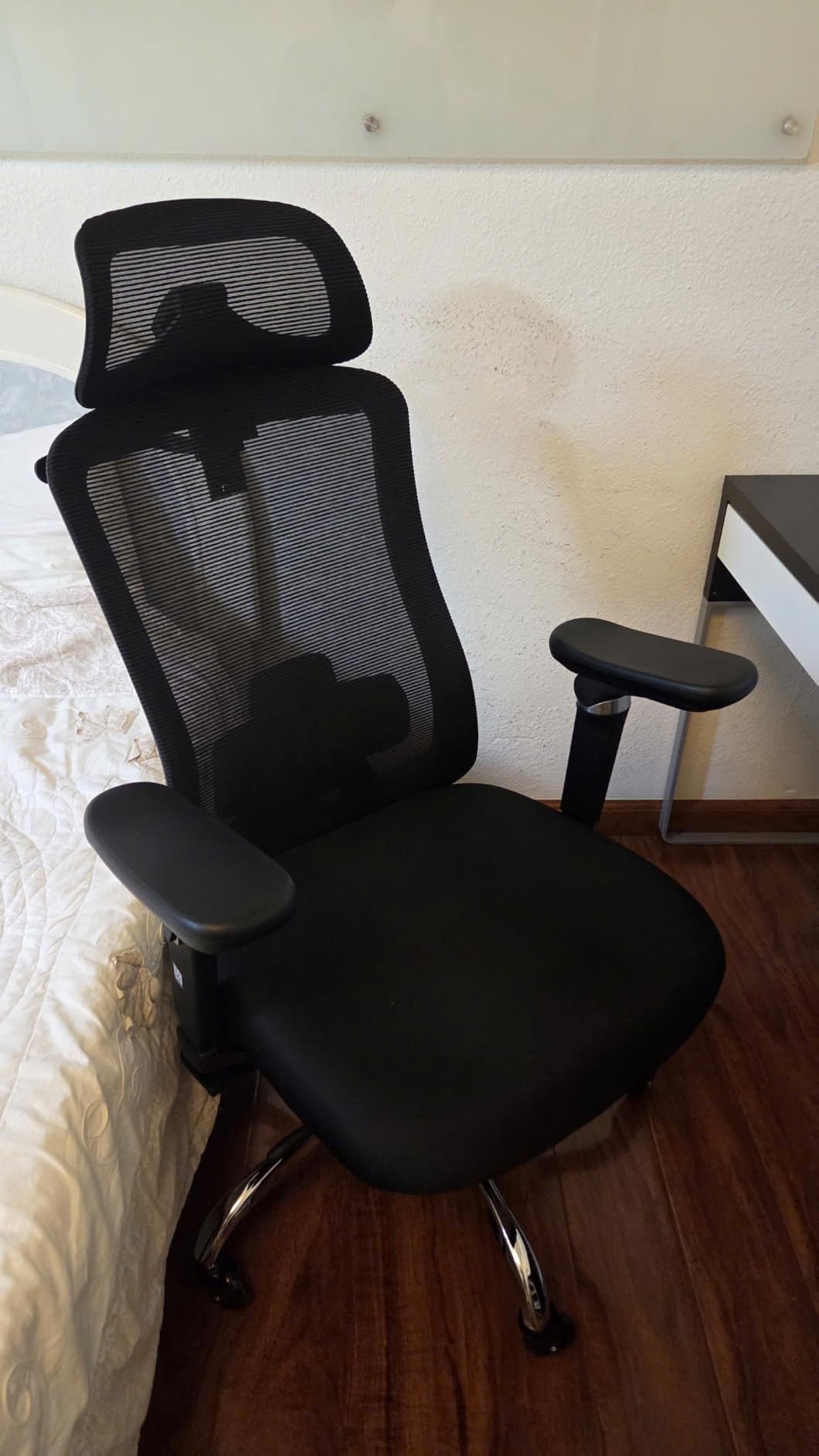 HUANUO FlowLift Ergonomic Office Chair with 6D Armrest, Seat Depth Adjustment, Lumbar Support, Quiet Rubber Caster, High Back Mesh Desk Chair with 3D Headrest, Big and Tall Chair for Home Office customer photo 1