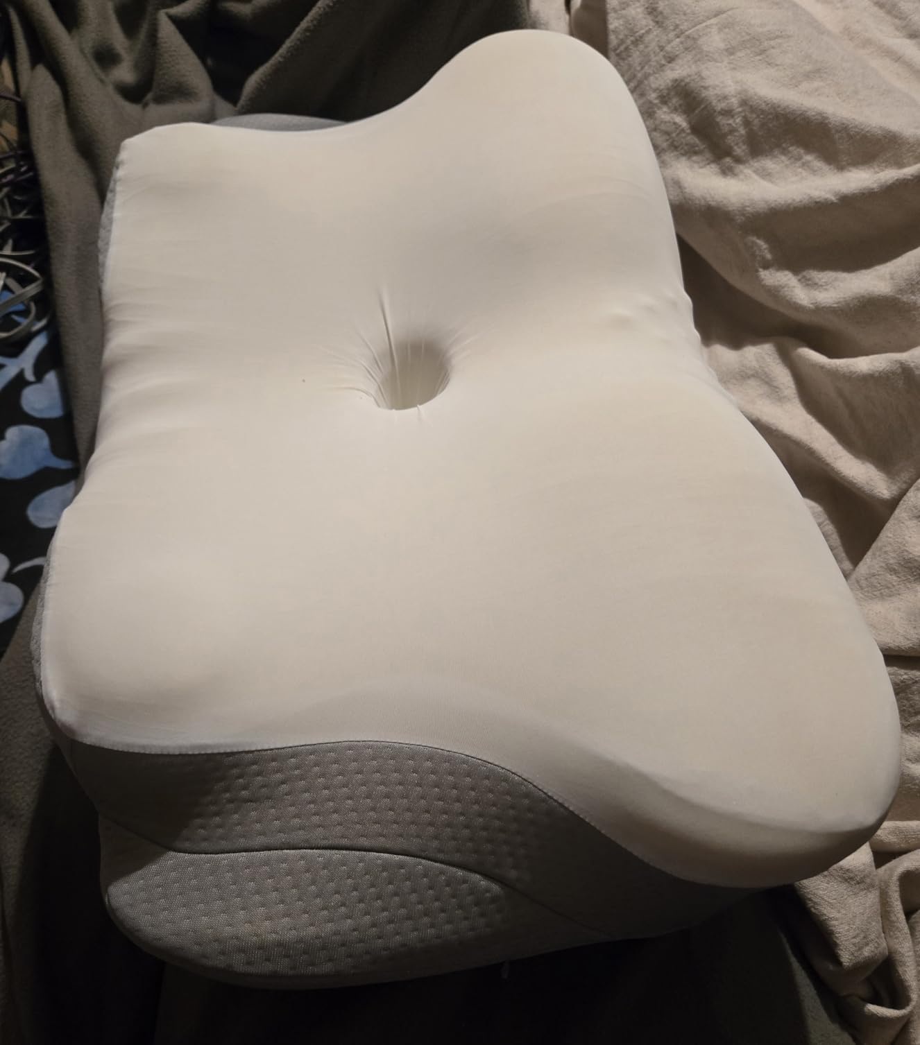 BDEUS Sleep Apnea Pillow, Cervical Neck Pillow for Pain Relief, Ergonomic Side Sleeper Pillow for Adults, Orthopedic Contour Memory Foam Pillow for Neck Support, Anti Snore, Cooling, Grey customer photo 2