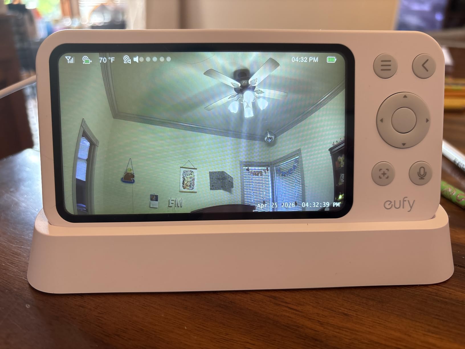 Eufy Baby Monitor, Hybrid Wi-Fi and No Wi-Fi Connection, 24/7 Recording in app, Pan-Tilt, Portable Camera with Built-in Battery customer photo 2
