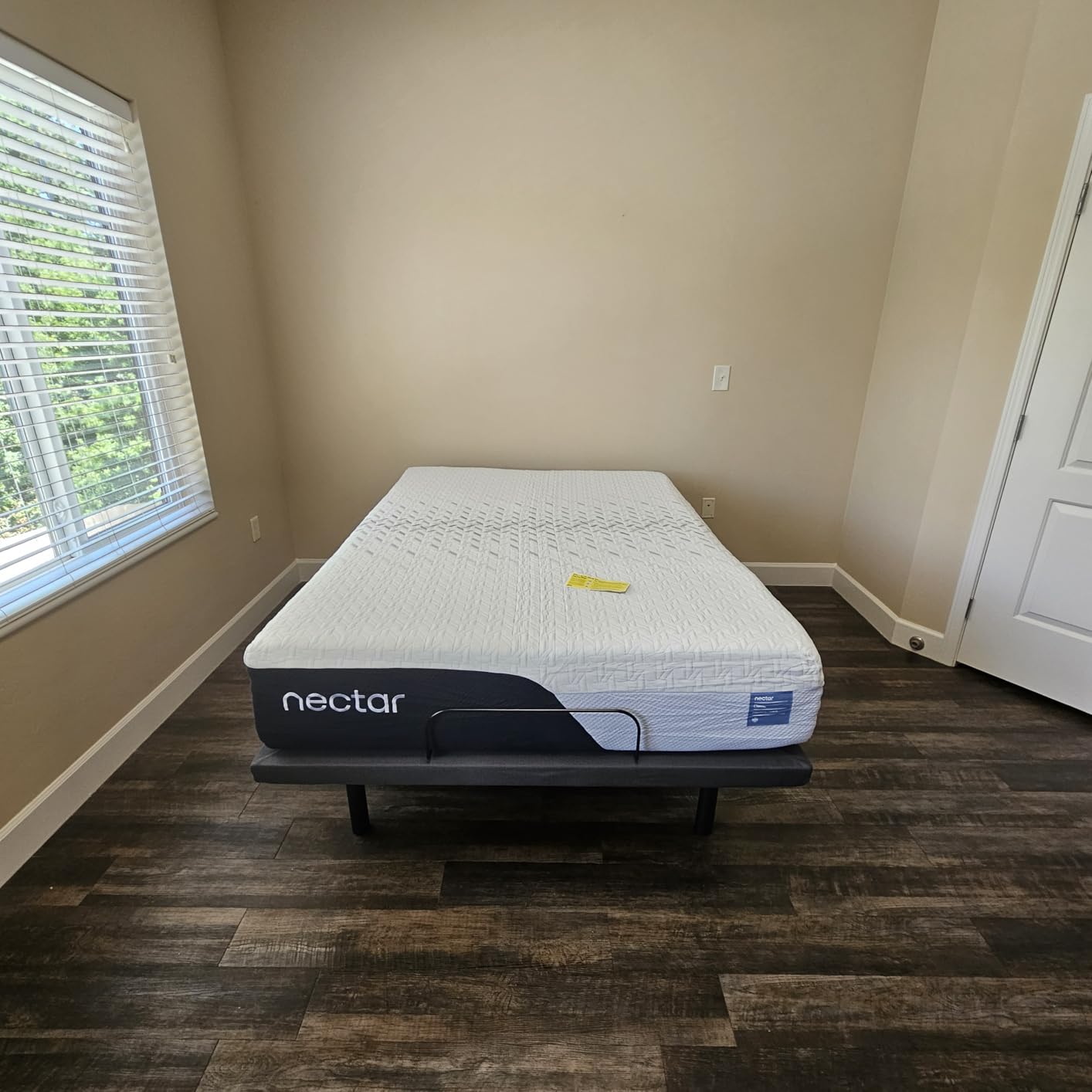 Nectar Premier Adjustable Base, Split King, Head & Foot, Massage | Wireless Remote, 3 Massage Settings, 4 USB Ports, Anti-Snore & Zero Gravity, No-Tool Assembly customer photo 2