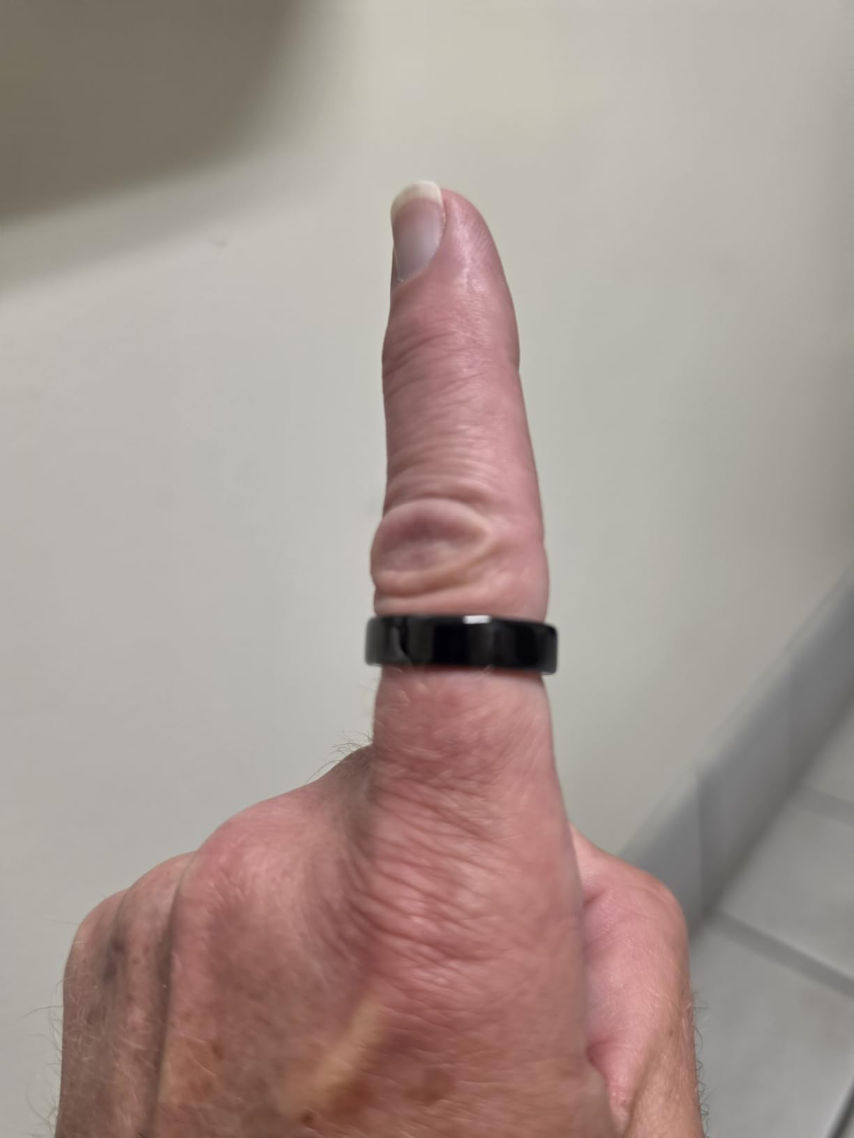 Oura Ring 5 Smart Ring - Silver - Size 10 - Fitness & Sleep Tracker customer photo 2