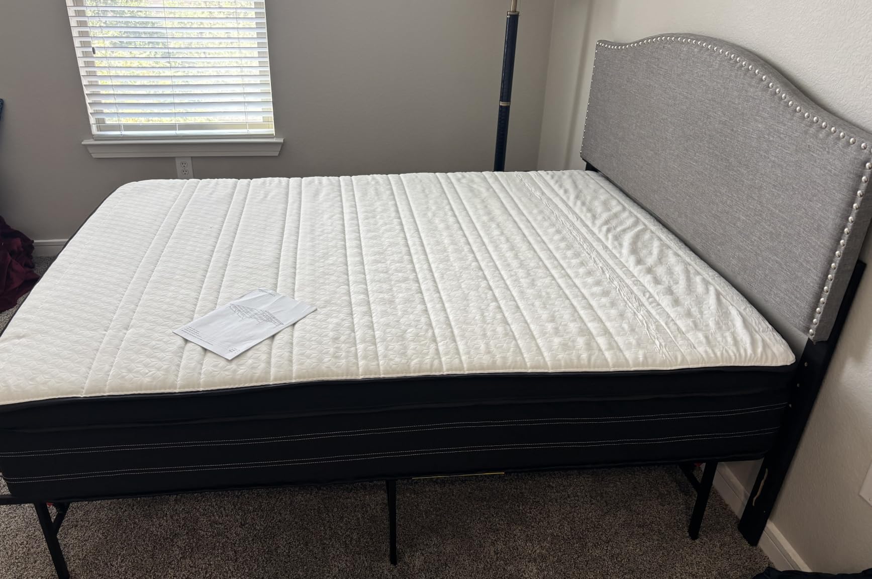 Novilla Queen Mattress 14 Inch, Cooling Hybrid Mattress with Upgraded Coils | Gel Memory Foam, Enhanced Support, Motion Isolation, Pressure Relief, CertiPUR-US Certified Mattress in a Box customer photo 1