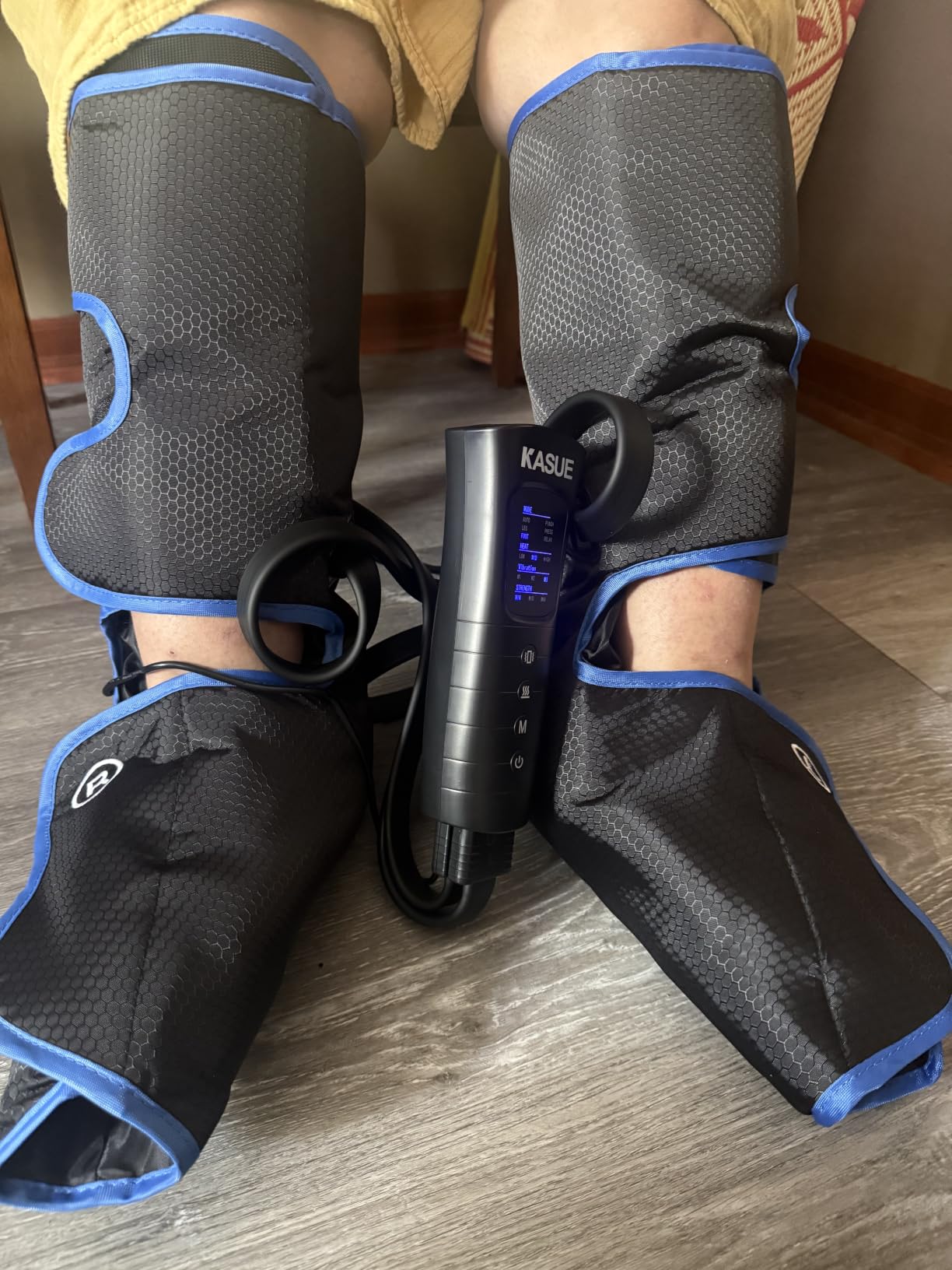 MEKZU Air Compression Leg Massager with Heat, 6 Massage Modes, Foot Boots | Circulation and Pain Relief, 3 Vibration Settings, Compression Leg Wraps for Daily Relaxation, Seniors and Adults customer photo 2