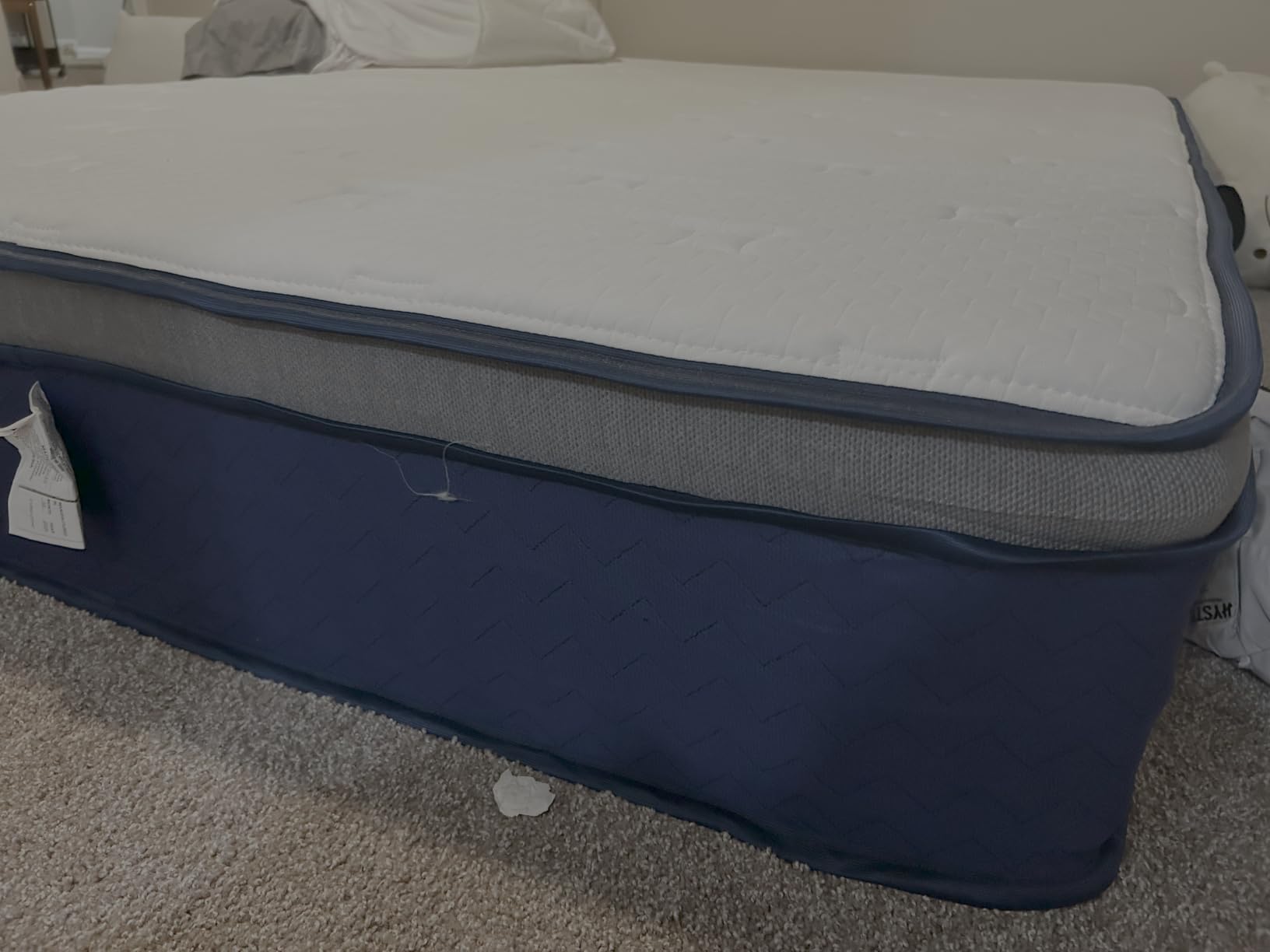 Avenco SyncDeep Queen Mattress 12 Inch, Firm Hybrid Cooling, Lumbar Support | Back Pain Relief, Motion Isolation, Reinforced Edge Support, Fiberglass Free, CertiPUR-US Certified customer photo 2