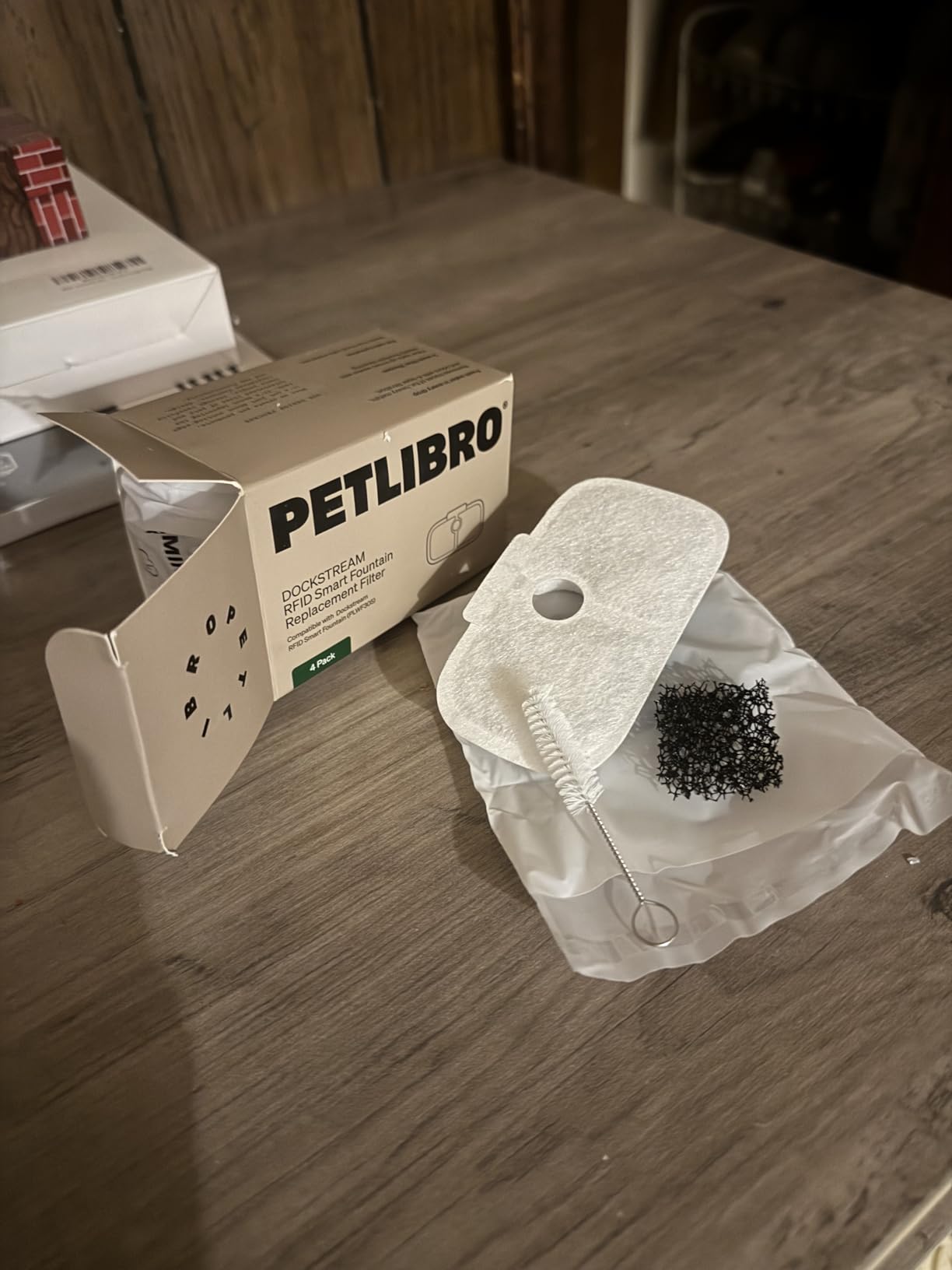 PETLIBRO Cat Water Fountain Stainless Steel Tray, App Monitoring Cat Fountain Indoor, 2.5L/84oz Dockstream Pet Water Fountain, Quite Cat Fountains for Drinking, 2.4G WiFi Cat Water Dispenser BPA-Free customer photo 2