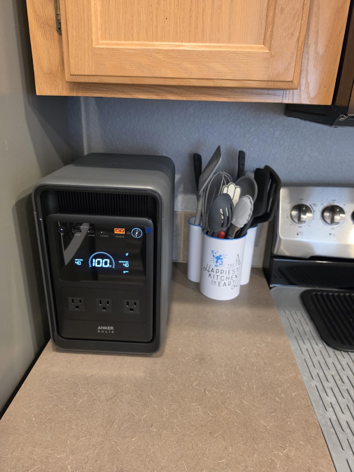Anker SOLIX S2000 Portable Power Station, 2,010Wh, 3,000W Peak, Home Backup | LiFePO4 Battery, Up to 35-Hour Fridge Backup, 1,500W Solar Generator for Home, UPS, Outdoor, and Emergency Use customer photo 1