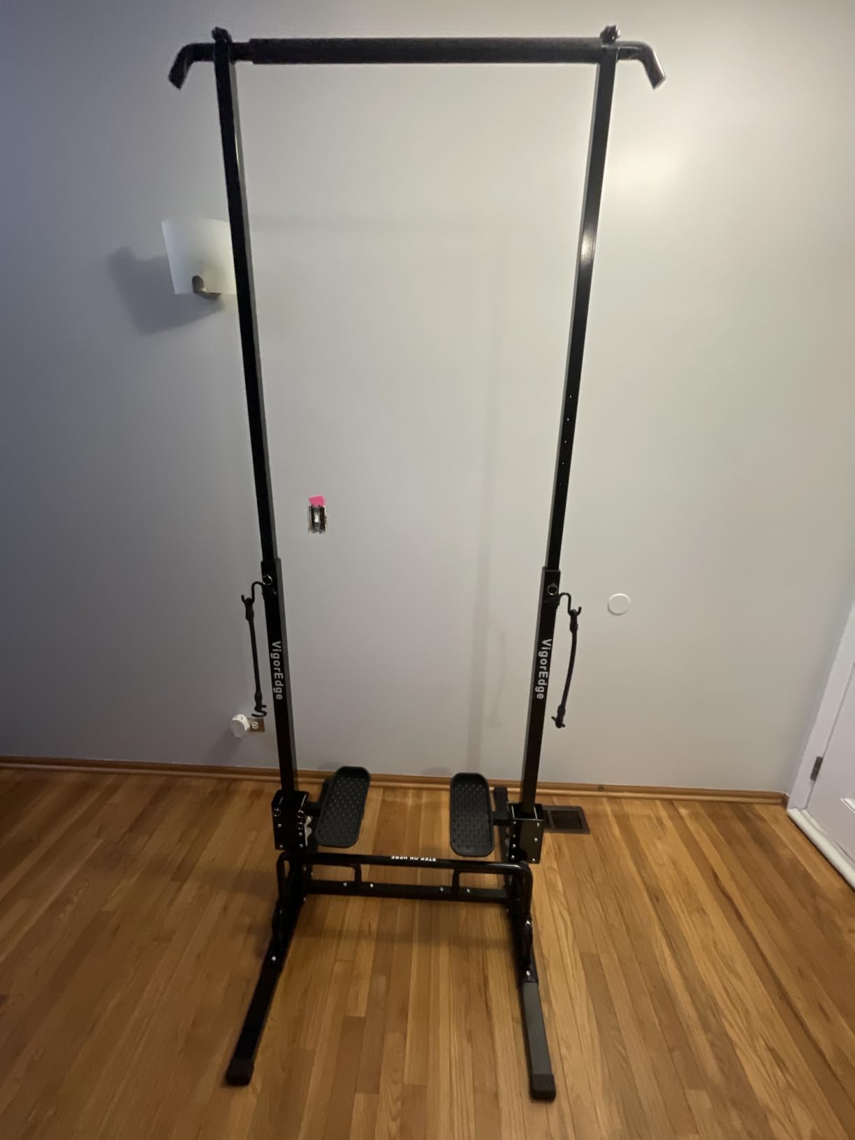 Assisted Pull Up Machine, Adjustable Pull Up Trainer with Foot Assistance Platform, Pull Up Bar Station for Beginners Adults, Home Gym Equipment for Back, Arm & Upper Body Workout, 330LBS Capacity customer photo 1