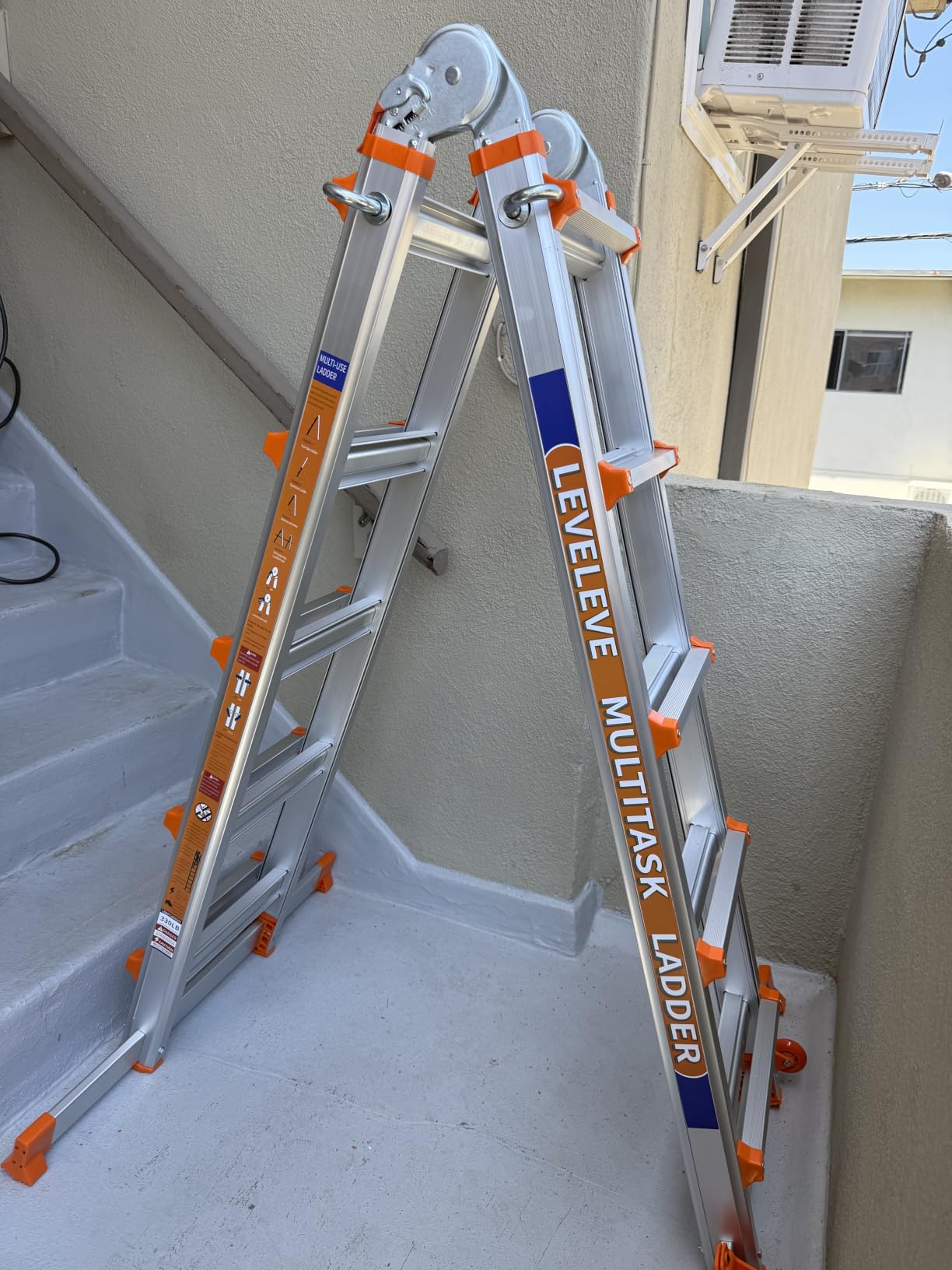 LEVELEVE Telescoping A Frame Ladder, 22FT Multi Position Ladder with Stabilizer Bar & Wheels,330 lbs Security Load for Stairs Home Indoor Outdoor Roof customer photo 2