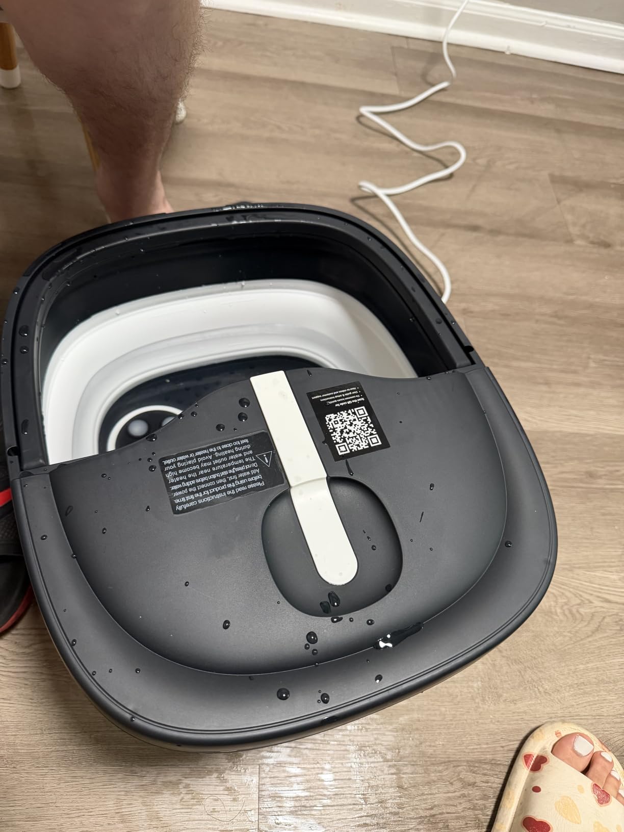 HOSPAN Collapsible Foot Spa Electric Rotary Massage, Foot Bath with Heat, Bubble, Remote, and 24 Motorized Shiatsu Massage Balls - FS02A customer photo 2