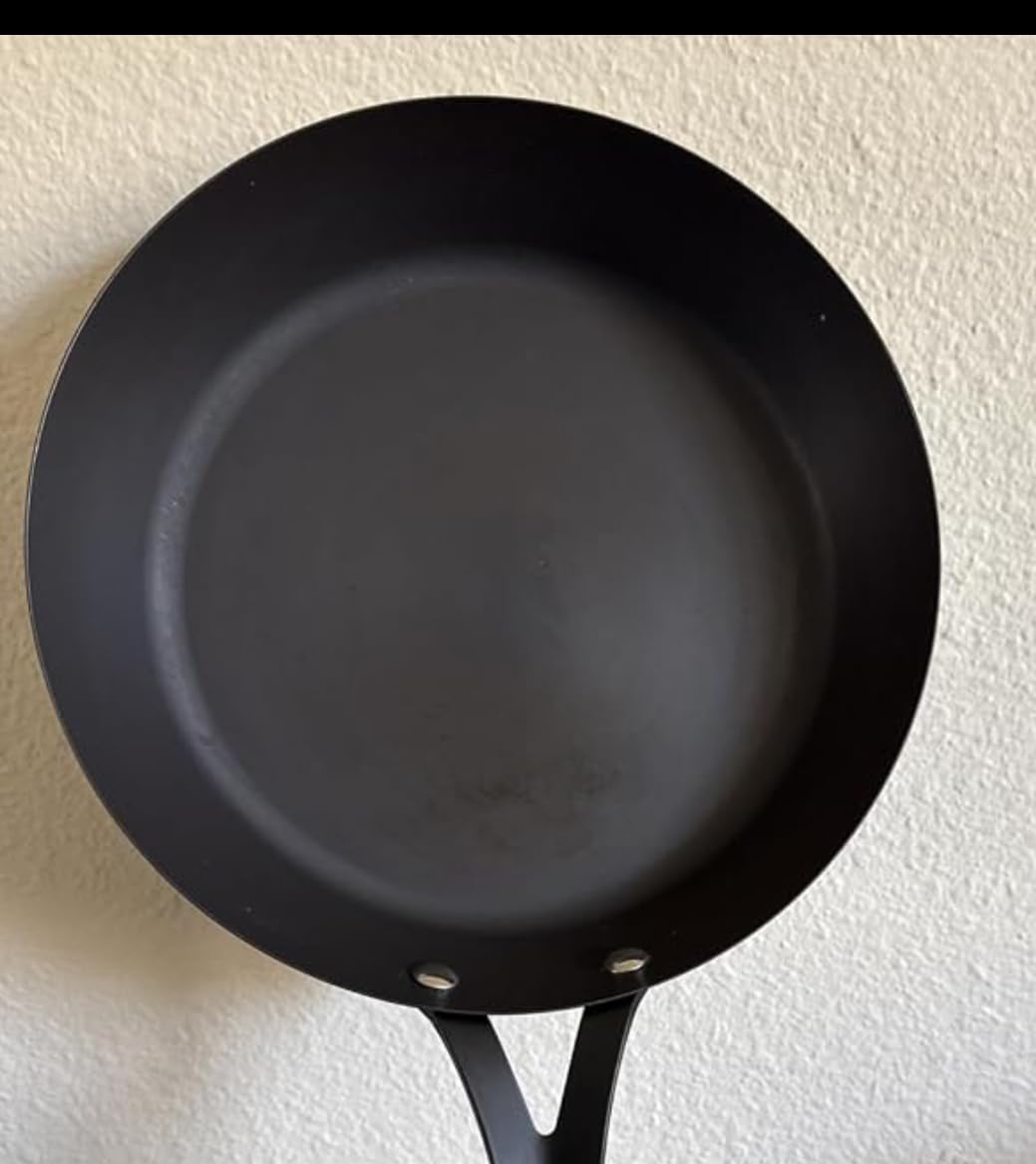 Carbon Steel Pan, 10 Inch Nonstick Frying Pan Skillet | Pre-Seasoned Carbon Steel Cookware with Removable Silicone Handle Holder, Indoor/Outdoor, Induction & Oven Safe customer photo 1