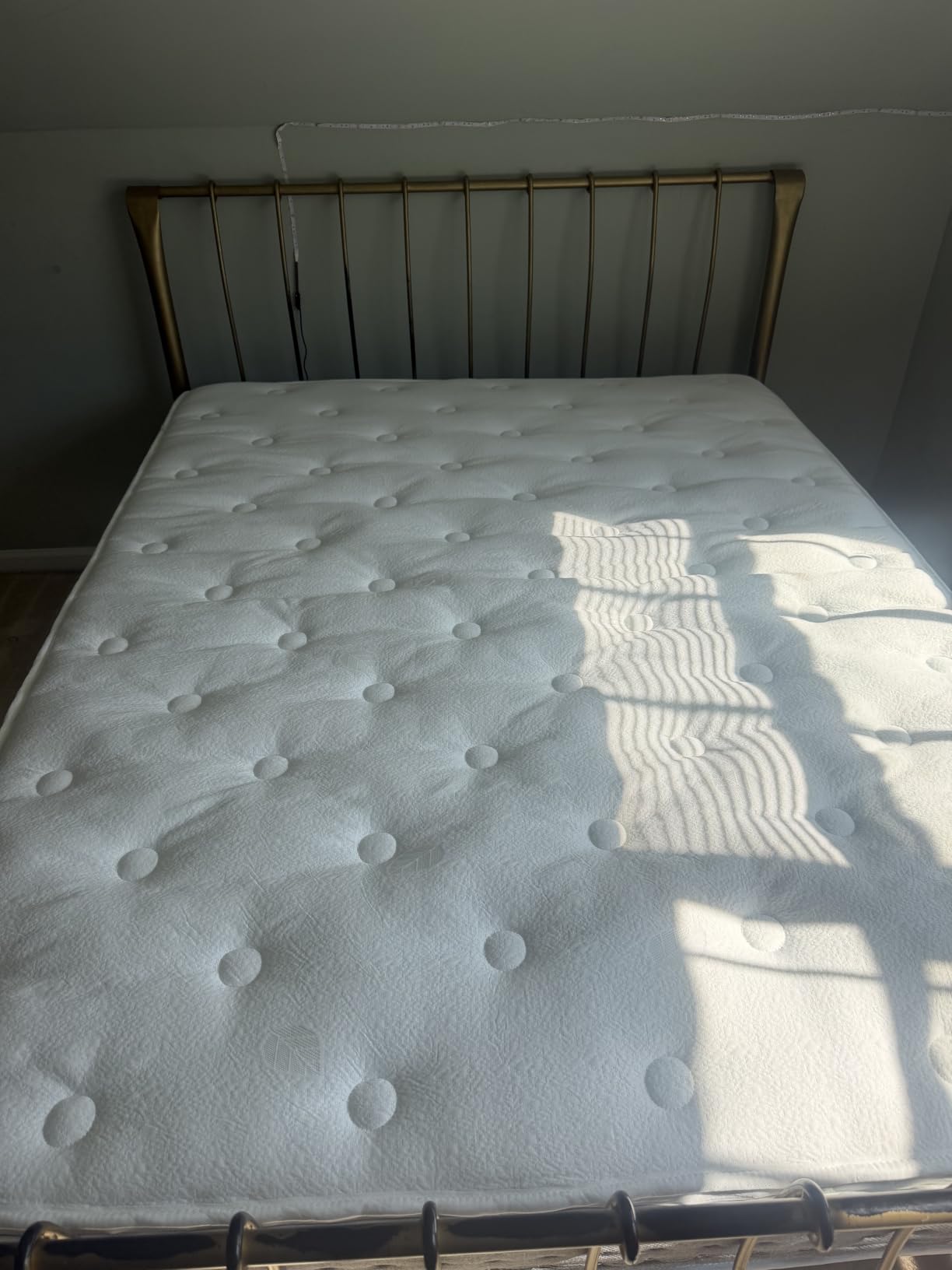Queen Mattress, 12 Inch Hybrid Mattress with Memory Foam, Medium Firm customer photo 2