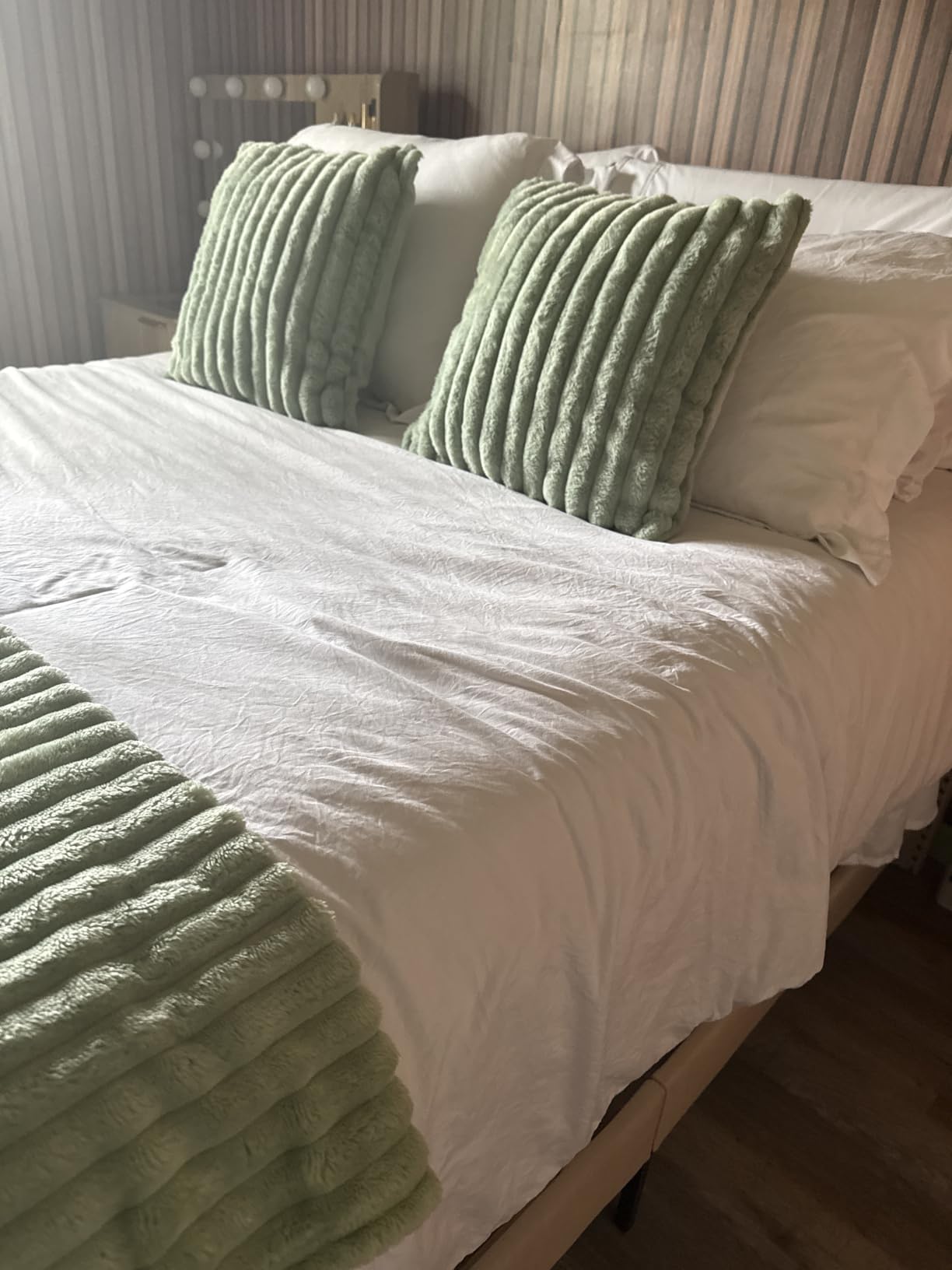 King Mattress 14 Inch Extra Firm, Luxury Hybrid Mattress in a Box for Deep Sleep & Lumbar Support, CertiPUR-US & Zero Fiberglass, 365-Night Trial customer photo 1