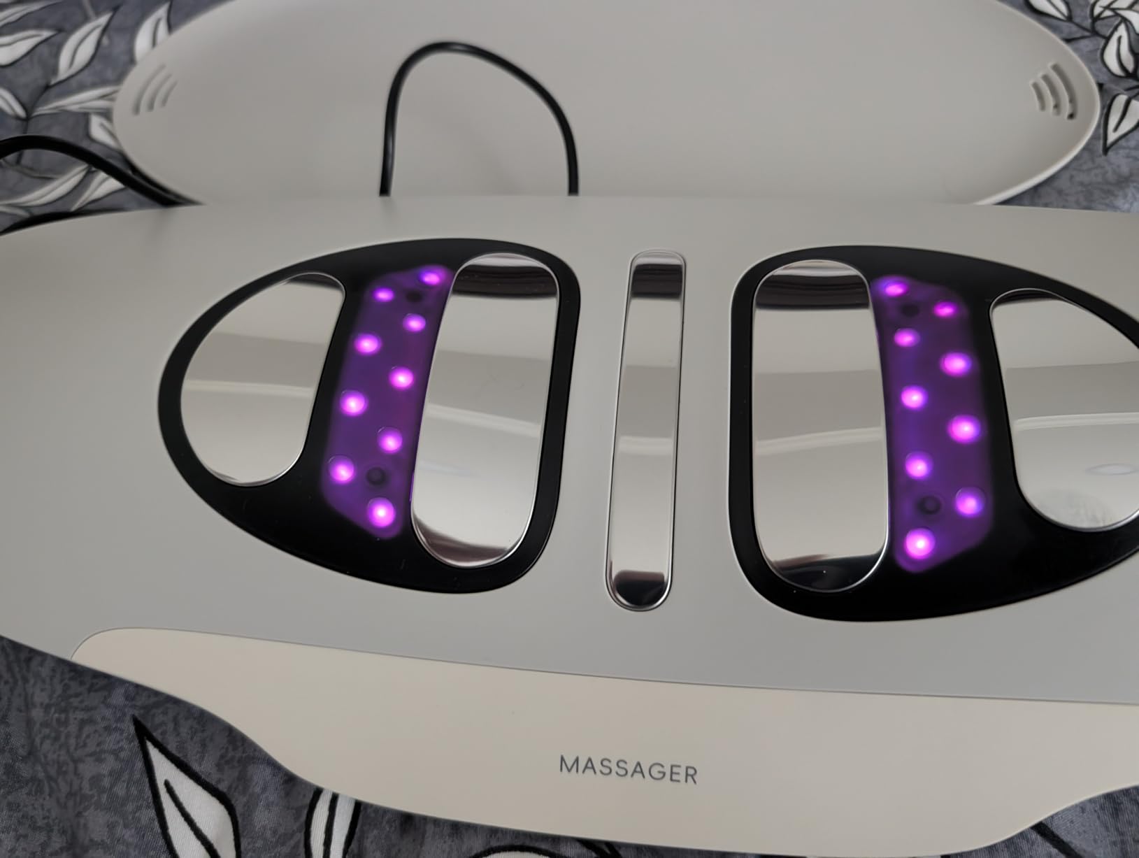 Electric Lumbar Traction Device, Smart Lower Back Massager with Heat | Dual Airbag Traction, 8 Height Levels, Independent Function Control, Ergonomic Fit, Auto Timer, Overheat Protection customer photo 2
