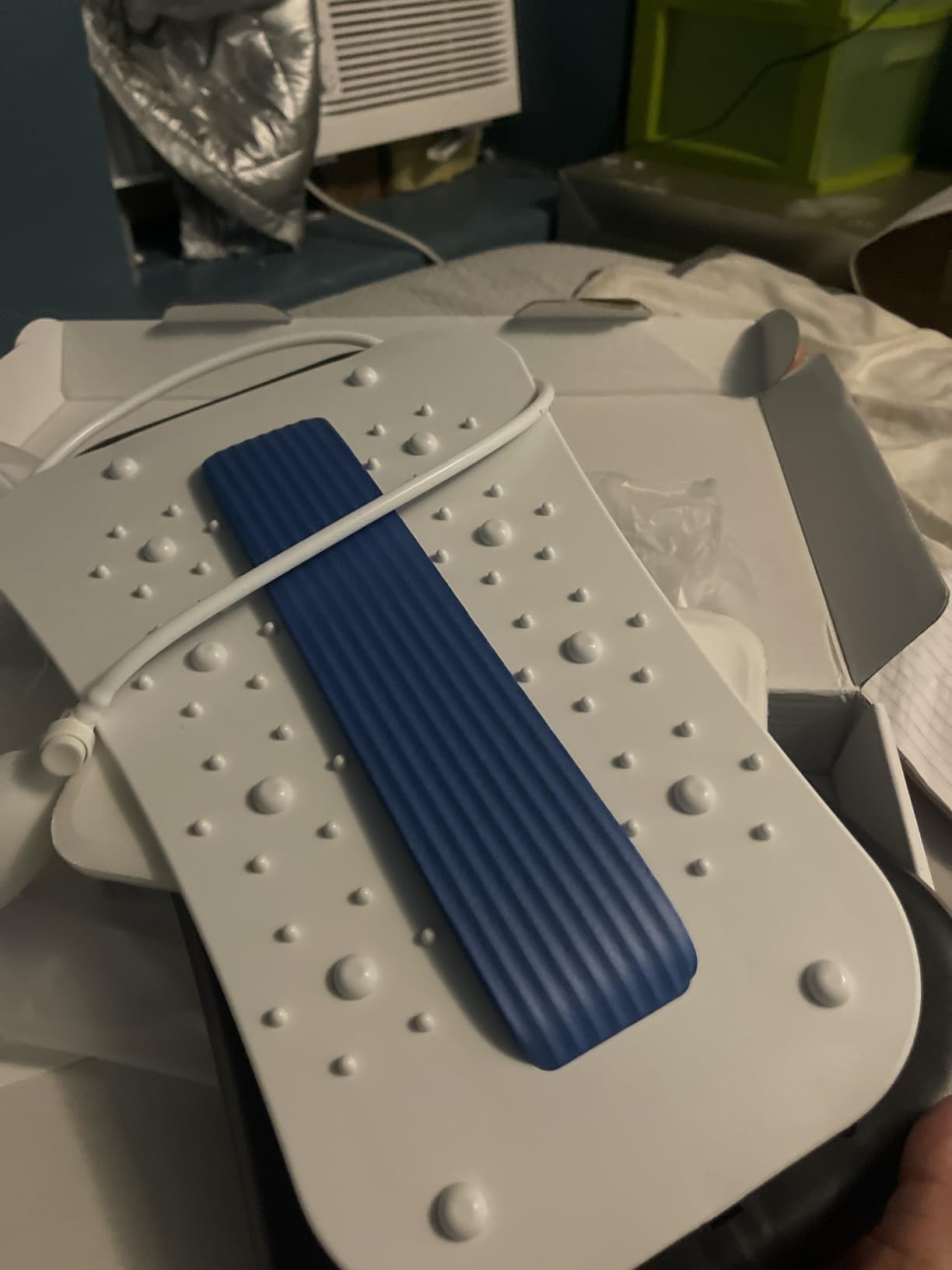 Docemel Back Stretcher for Lower Back Pain Relief, Adjustable Inversion Lumbar Traction Device, Lumbar Support Board for Spinal Decompression and Scoliosis, Sciatic Nerve Release Tool, Back Cracker Board customer photo 2