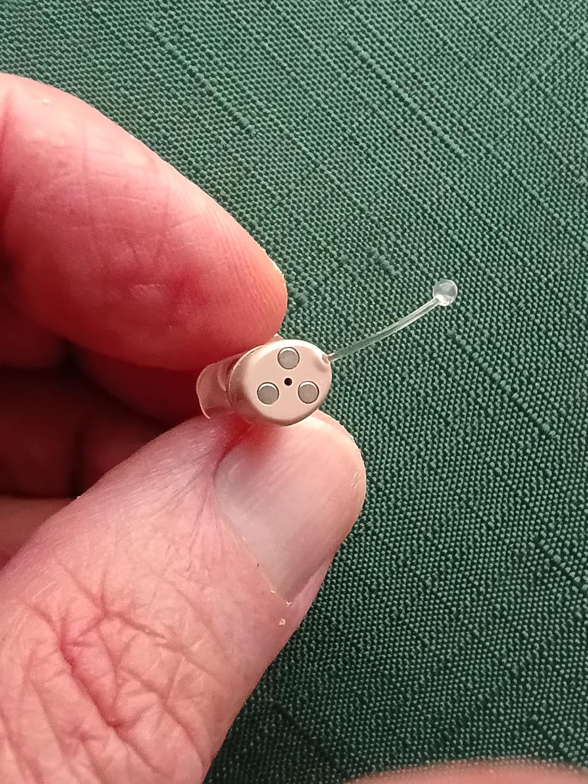 Ceretone Core One Pro OTC Hearing Aids for Seniors, Tiny Invisible Rechargeable Hearing Aids for Adults, Intricon Digital Chip, Wind Noise Reduction, Auto On/Off, Charging Case, Easy Volume Control customer photo 2