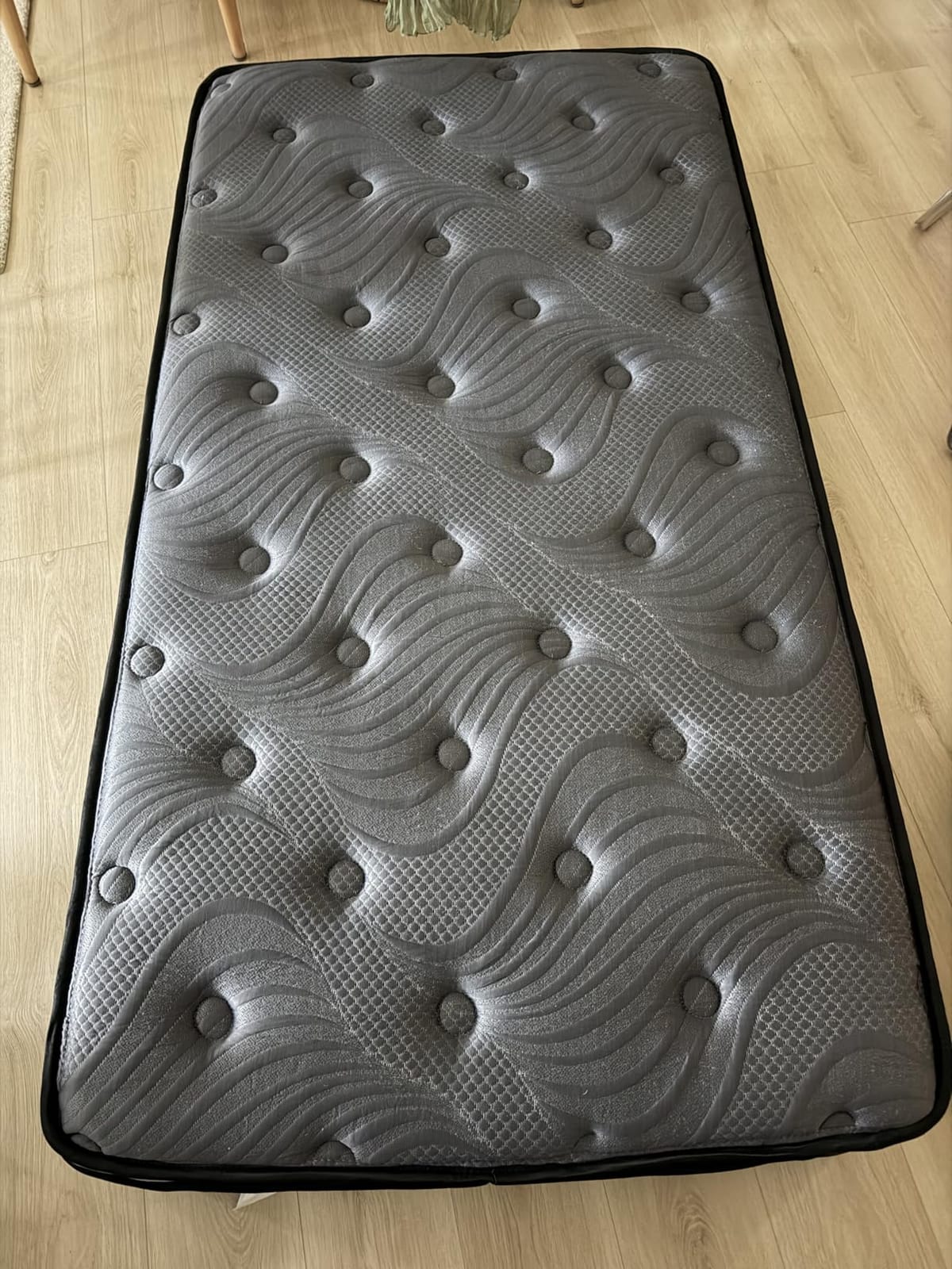 Firm Queen Mattress 14 inch, Cooling Hybrid Queen Mattress in a Box customer photo 2