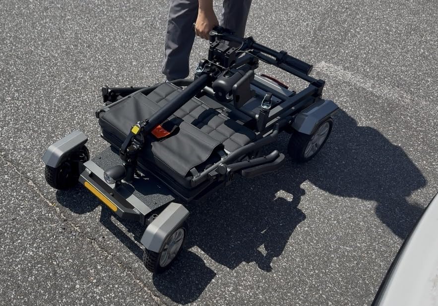 Lightweight Mobility Scooters for Seniors and Adults, Foldable 4-Wheel Motorized Scooter with Storage Crate & Basket, Aluminum Frame, 450W Brushless Motor, Led Light, 25 Miles Range, 400Lbs Capacity customer photo 2