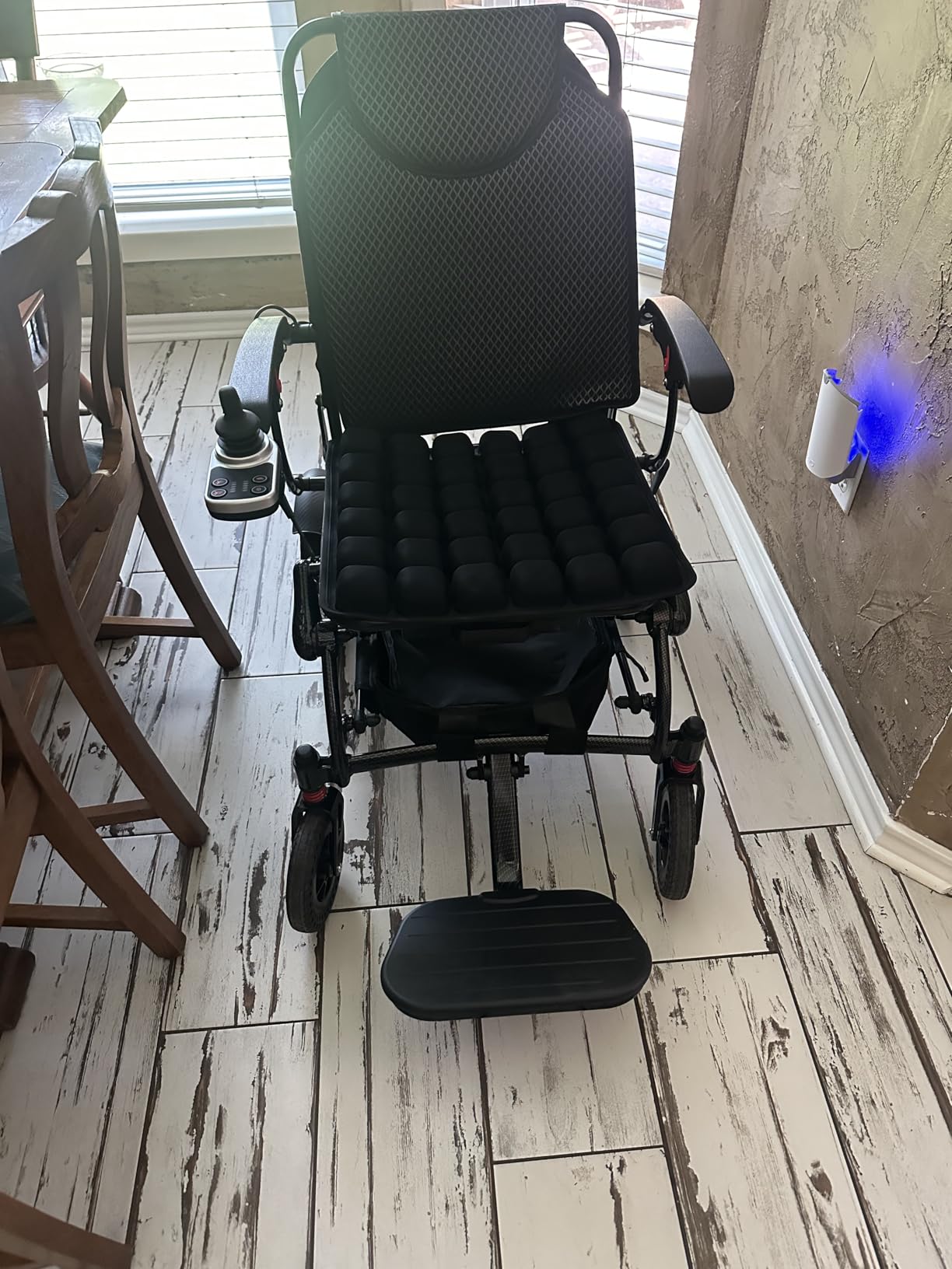 Electric Wheelchair for Adults, 20.3