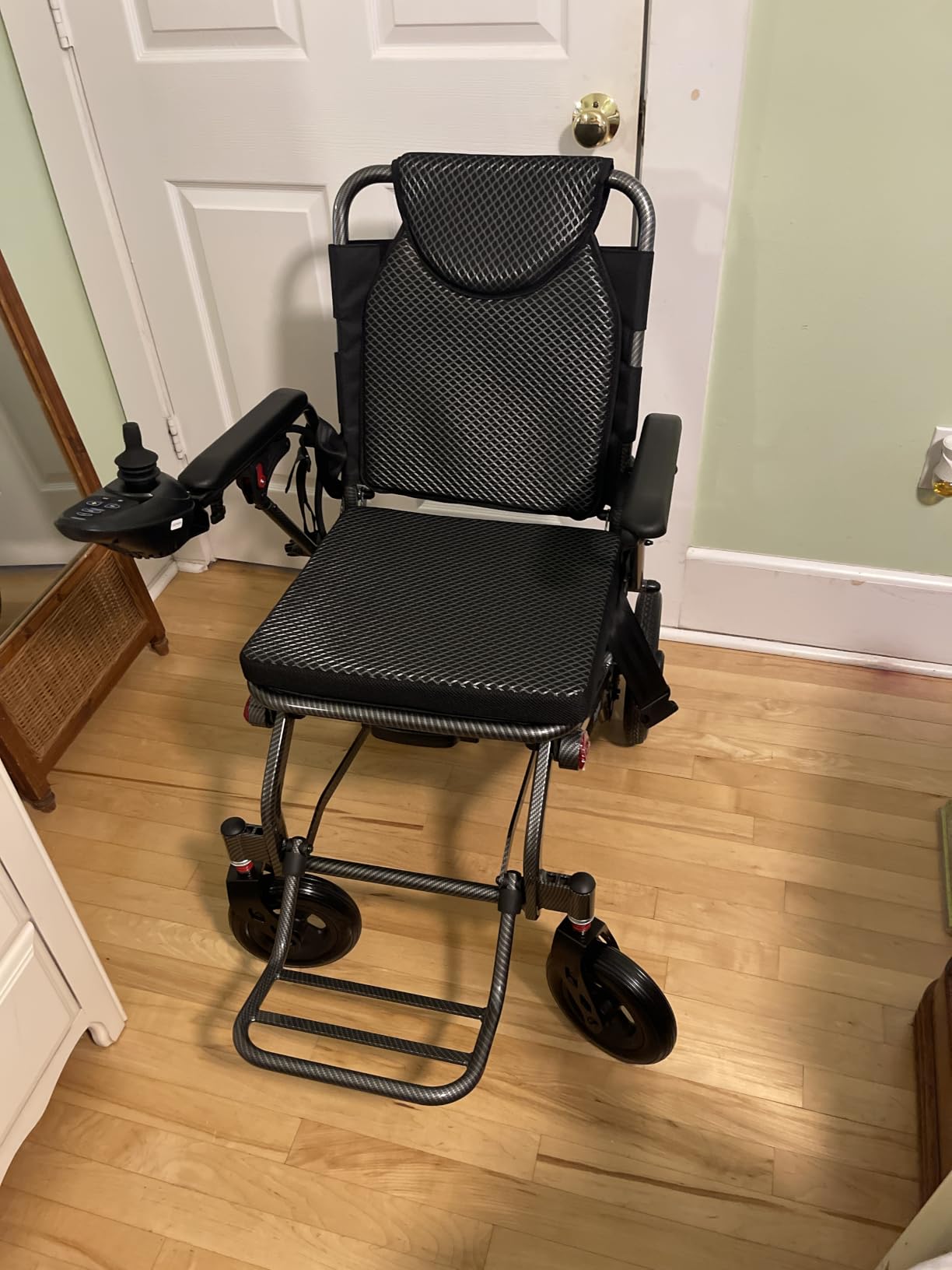 New Upgrade Electric Wheelchair for Adults, 38LBS Lightweight Foldable Motorized Wheelchair with 18+ Miles Long Travel Range, 500W Power, 350 LBS Weight Capacity, Airline Approved for Seniors customer photo 1