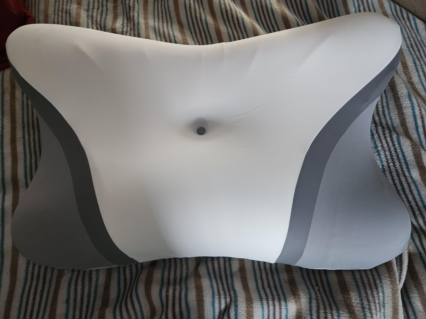 Cervical Pillow for Neck Pain Relief, Ergonomic Neck Pillow for Bed Sleeping, Contour Pillow for Neck Support, Memory Foam Pillows for Side Back Stomach Sleepers (Grey & White) customer photo 1