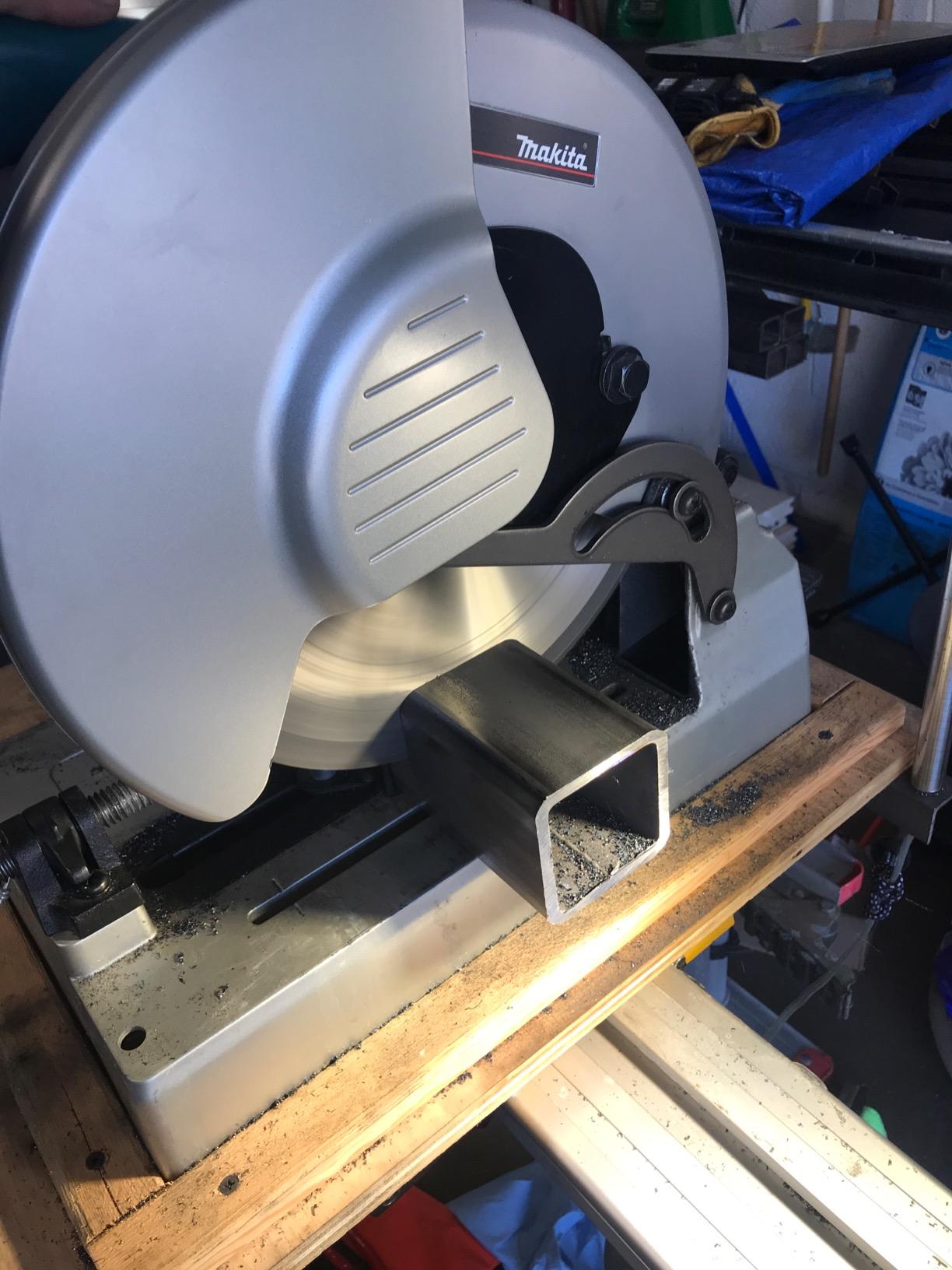 Makita LC1230 12