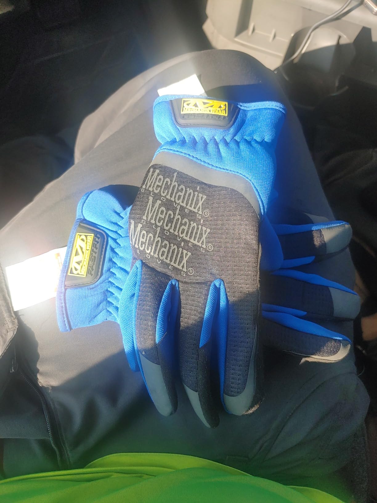 Mechanix Wear: FastFit Work Glove with Elastic Cuff for Secure Fit, Performance Gloves for Multi-purpose Use customer photo 1