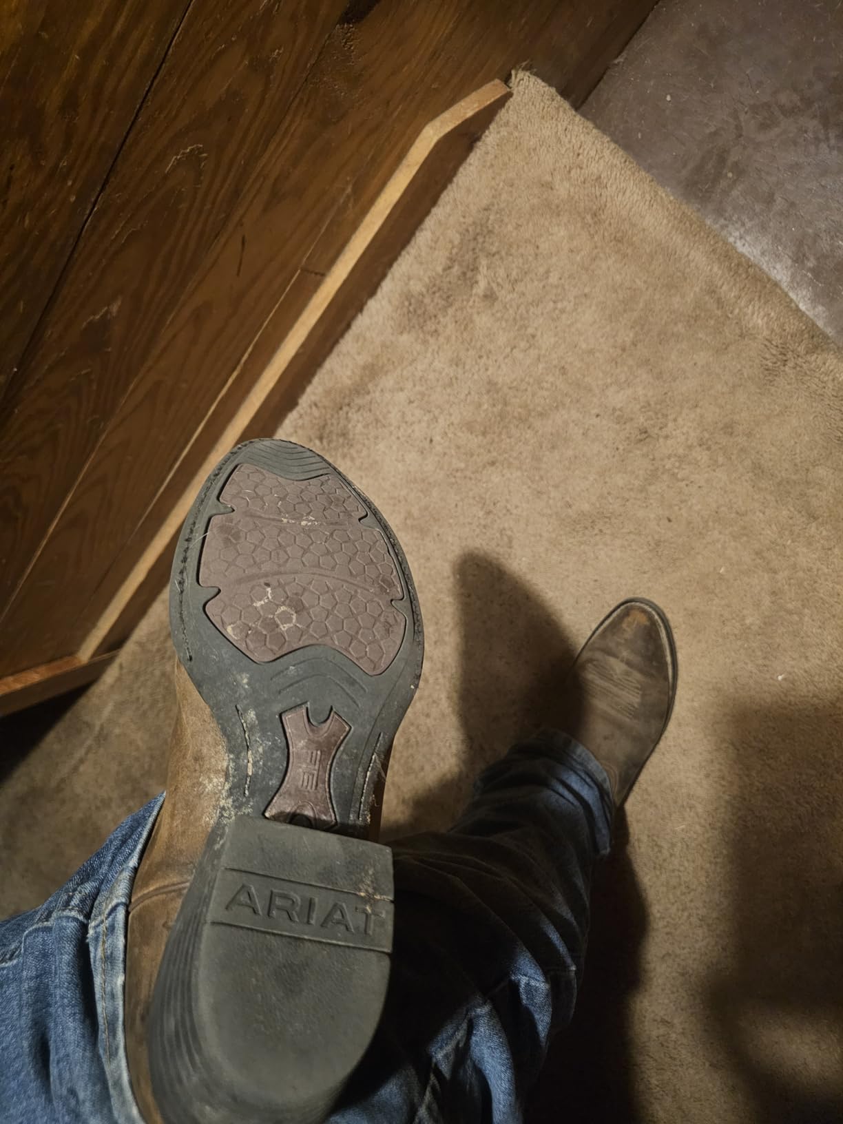 Ariat Men's Heritage R Toe Western Boot customer photo 2
