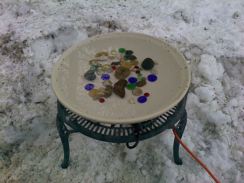 Allied Precision Industries (970) 20-Inch Diameter Heated Bird Bath with Metal Stand - 338348, Light stone color customer photo 2