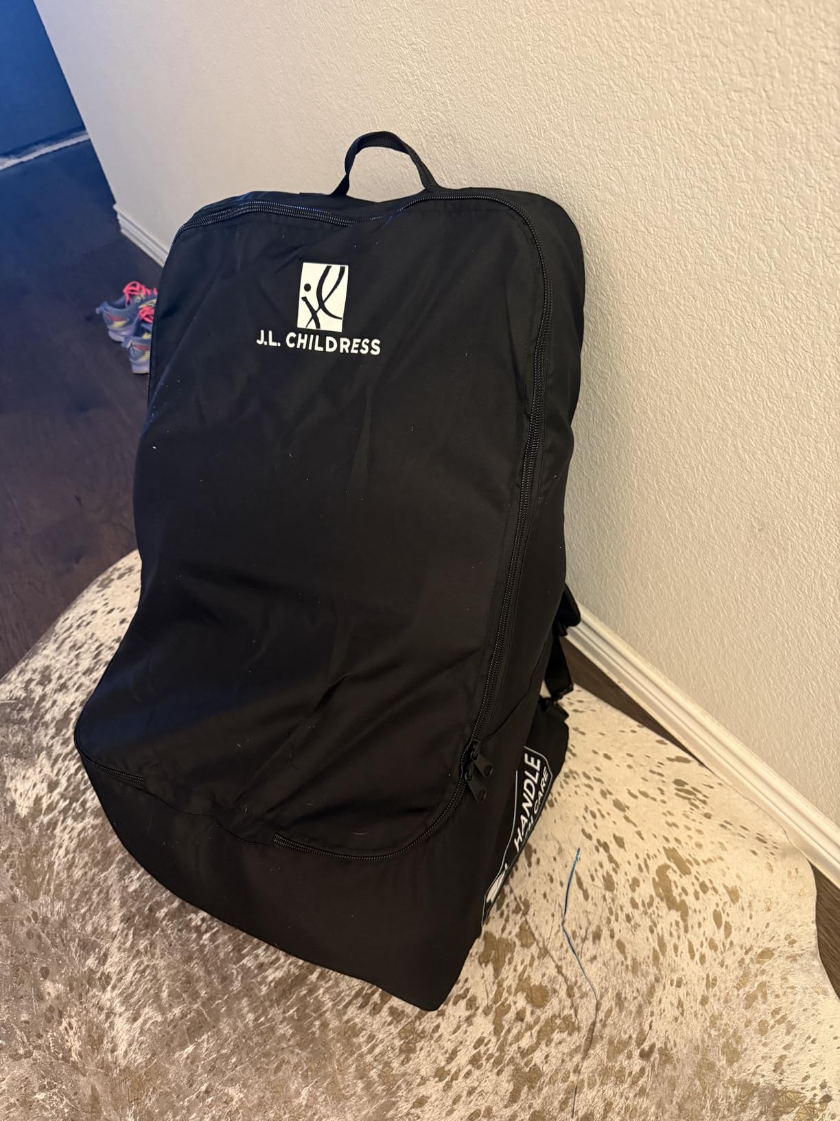 J.L. Childress Padded Backpack Car Seat Travel Bag - Deluxe, Black customer photo 1