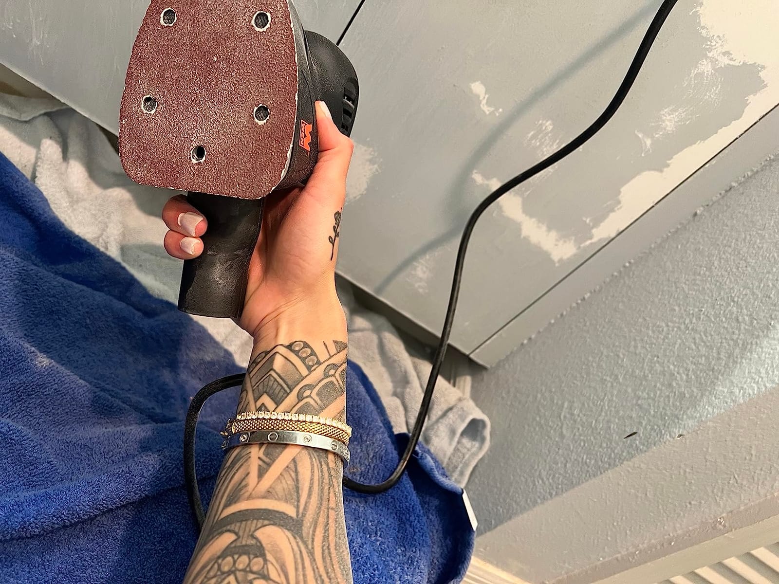 WEN 6301 Electric Detailing Palm Sander customer photo 1