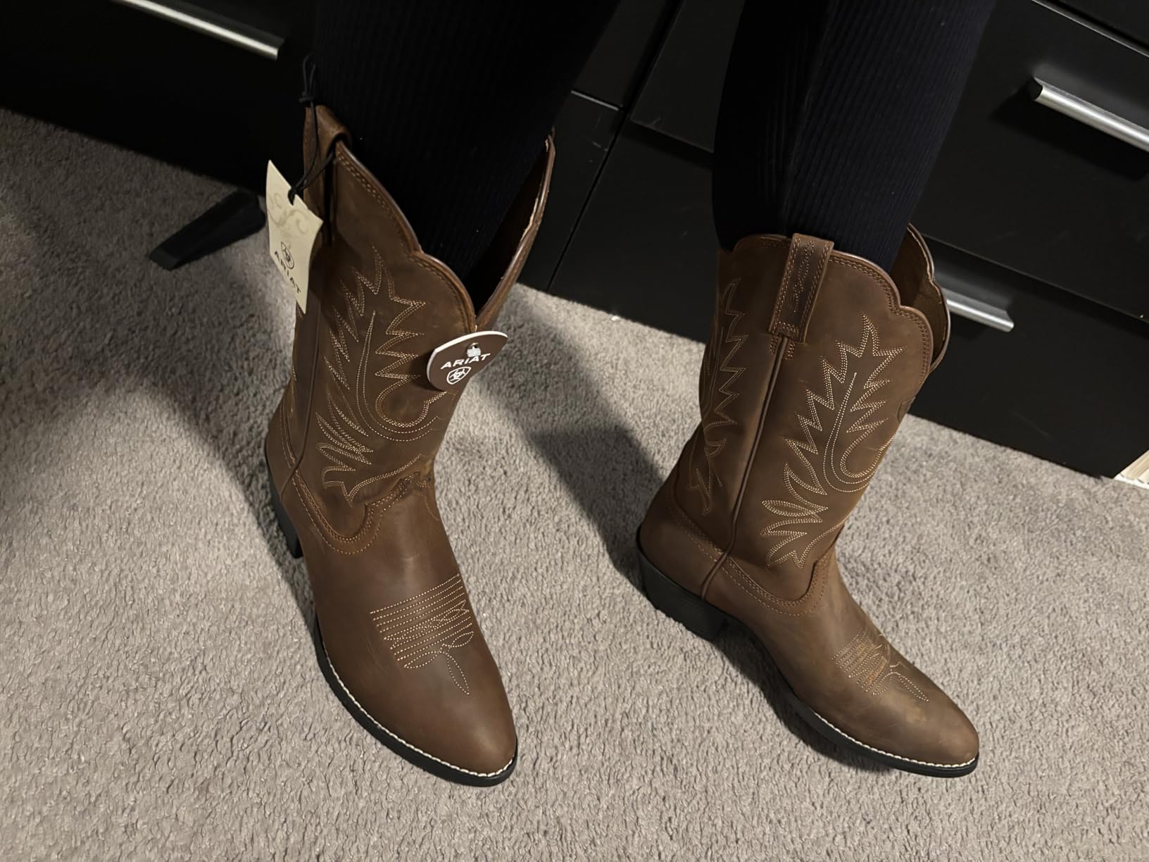 Ariat Women's Heritage Western R Toe Western Cowboy Boot customer photo 2