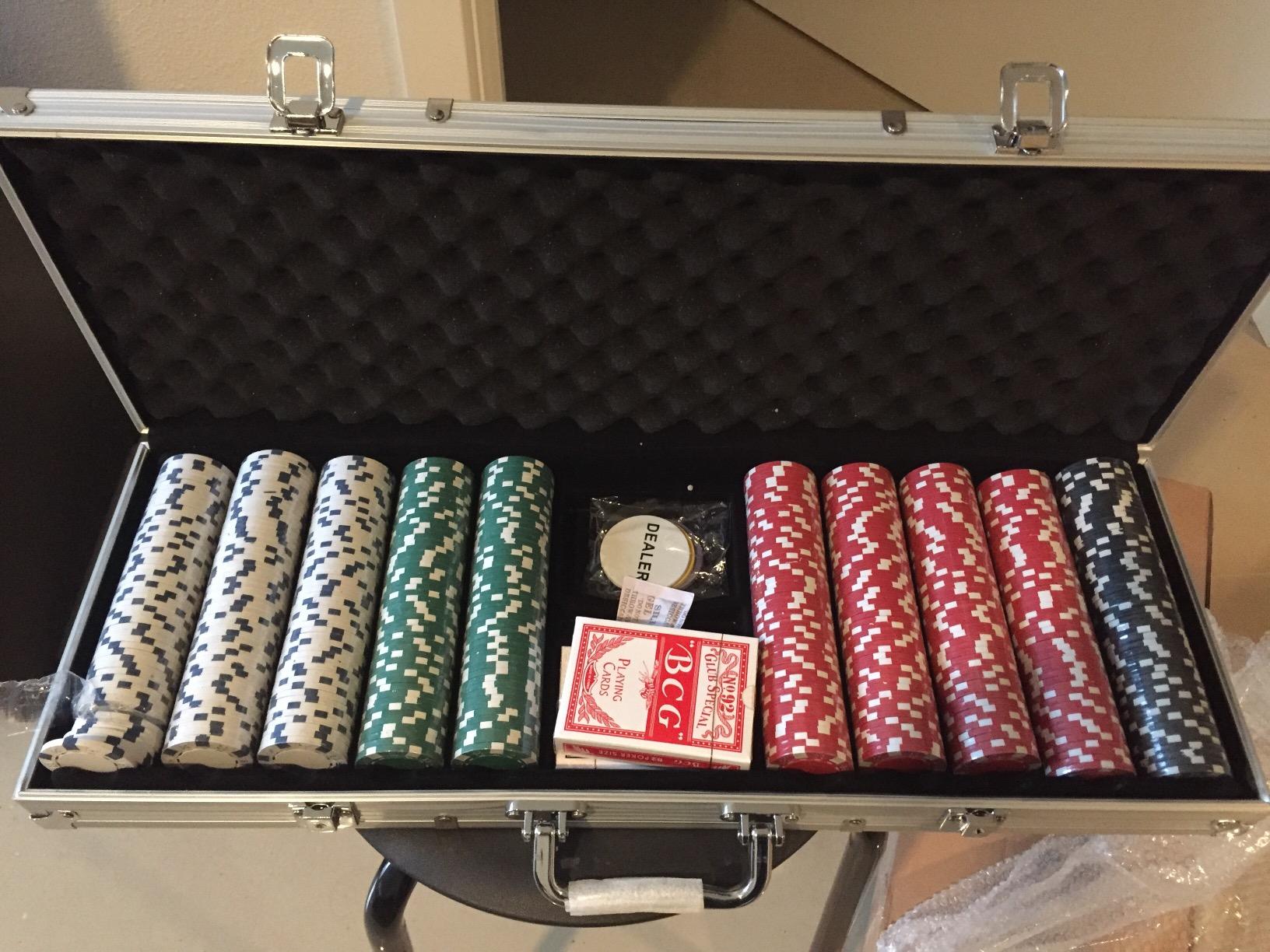Poker Chip Set - 11.5g Poker Set with Cards, Buttons, Carrying Case, and 500 Poker Chips for Texas Hold'em and Blackjack Games by Trademark Poker customer photo 1