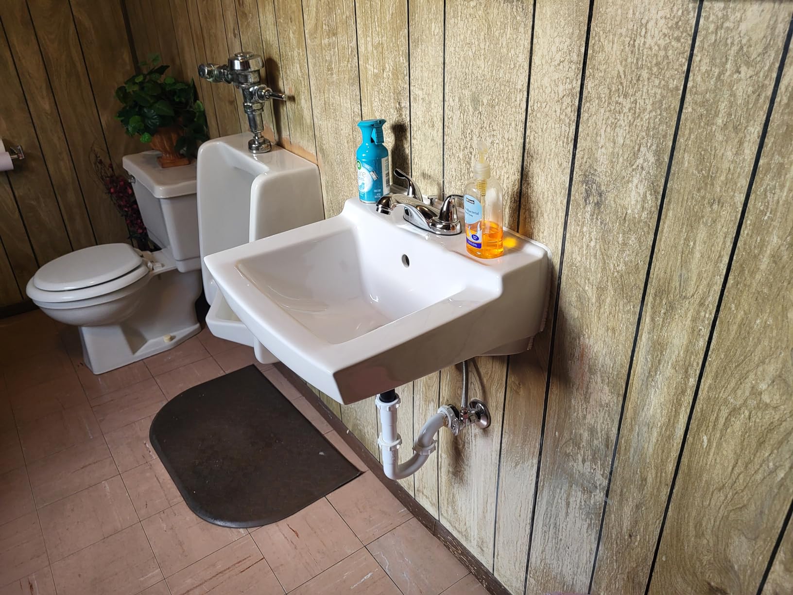 American Standard 0321.026.020 Declyn 4-Inch Centerset Wall Mount Sink, White, 1.25 Inch, Model:0321026.020 customer photo 2