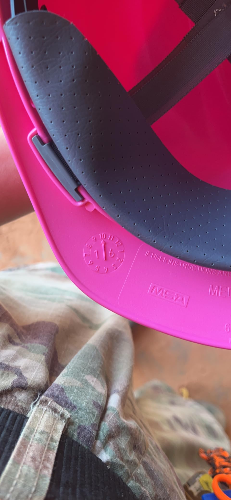 MSA V-Gard Cap Style Safety Hard Hat Suspension | Polyethylene Shell, Superior Impact Protection, Self Adjusting with Crown Straps | Fas-Trac III Ratchet Suspension customer photo 2