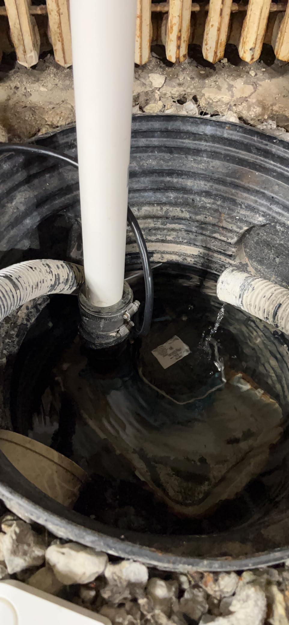 Little Giant 1/3 HP Cast Iron Submersible Sump Pump, Blue customer photo 1
