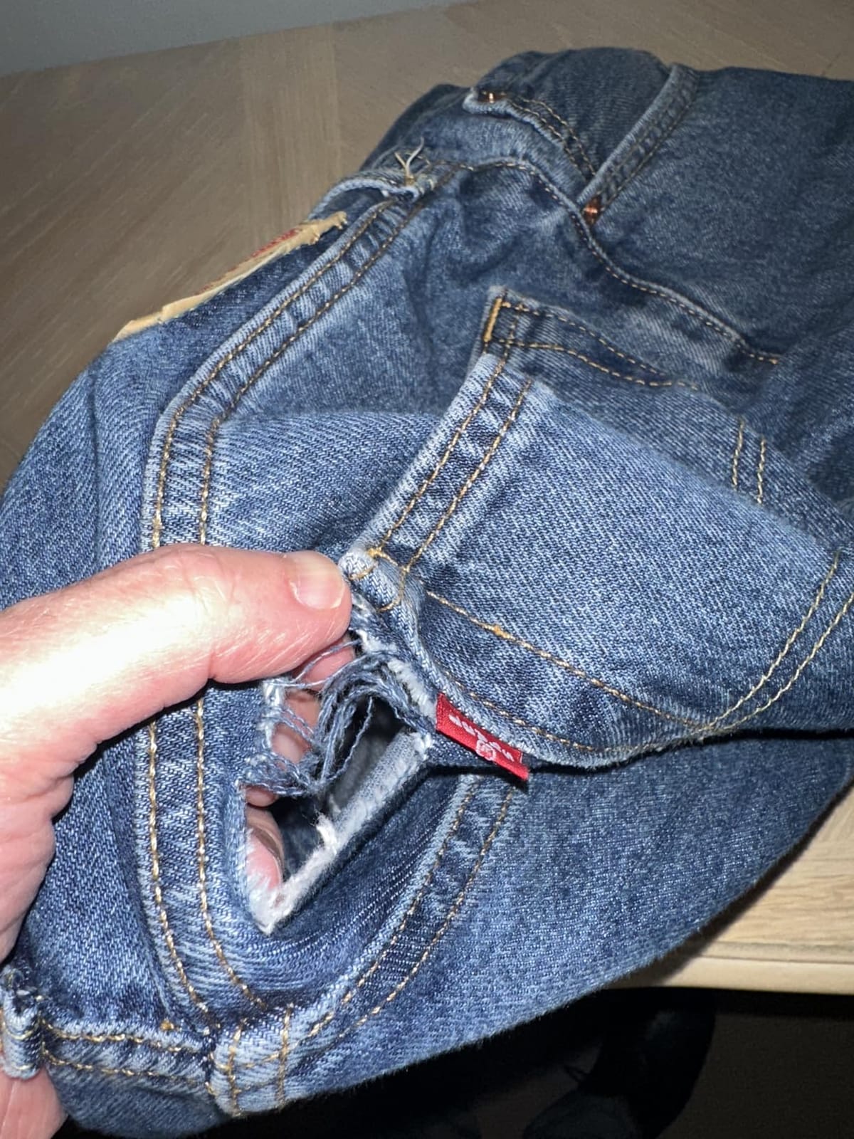 Levi's Men's 550 Relaxed Fit Jeans customer photo 2