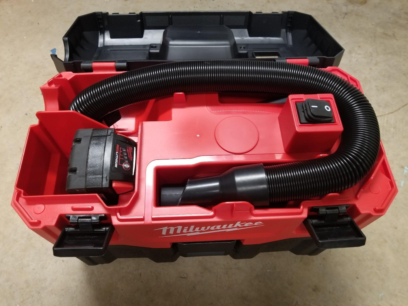 Milwaukee 0880-20 18-Volt Cordless Wet/Dry Vacuum, Red customer photo 1