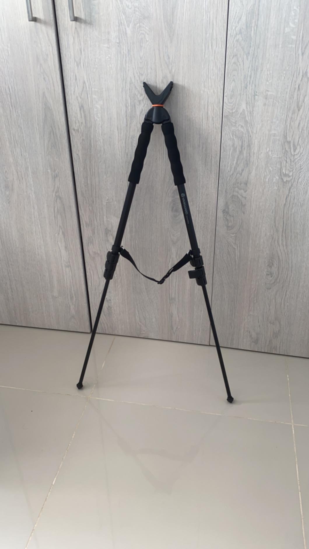 Vanguard Scout B62 Bi Pod with V Shaped Rotating Yoke, Quick Flip Leg Locks, Foam Hand Grips customer photo 1