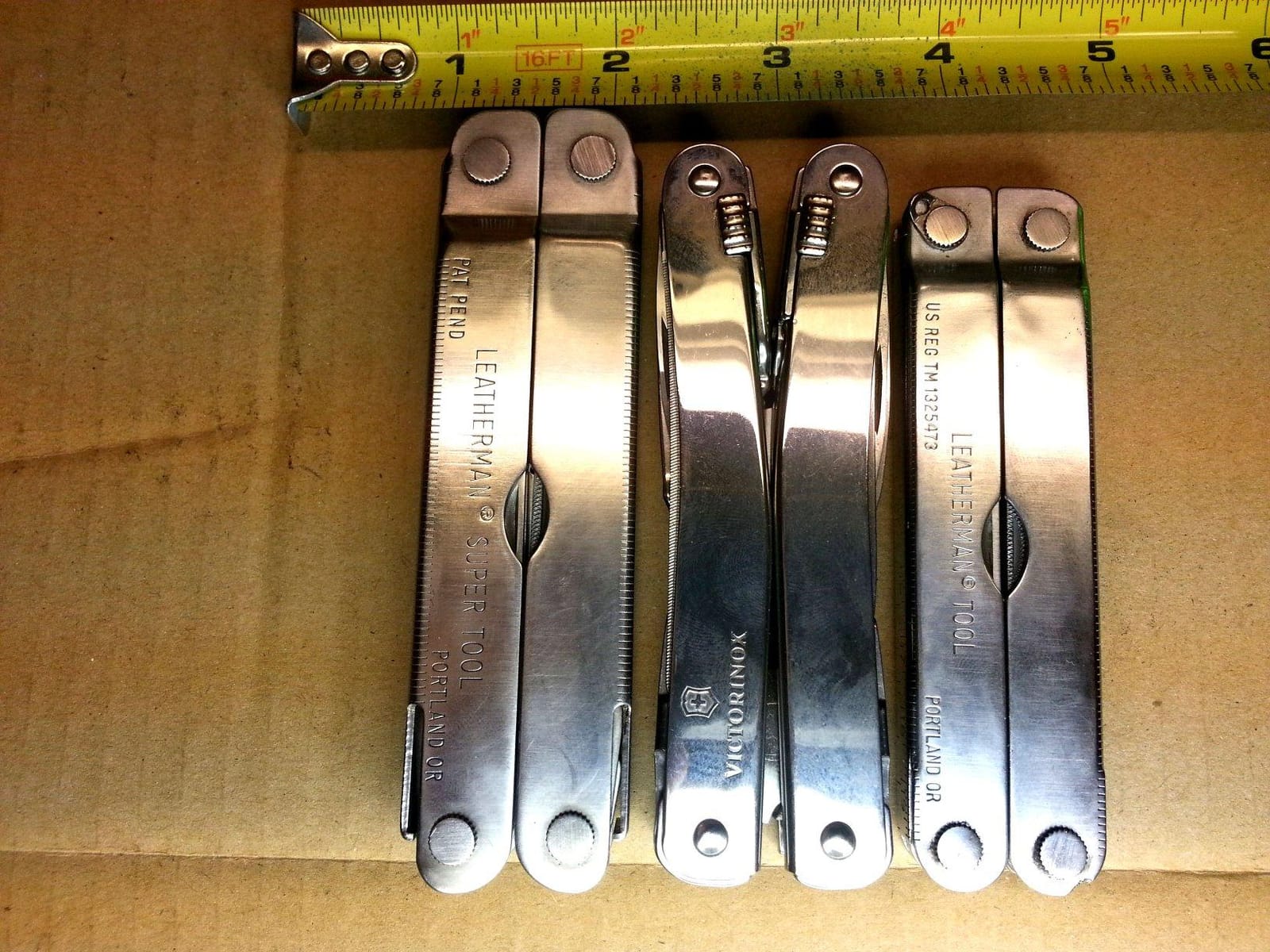 Victorinox Swiss Tool Spirit X Multi Tool, 24 Functions & Leather Pouch customer photo 2