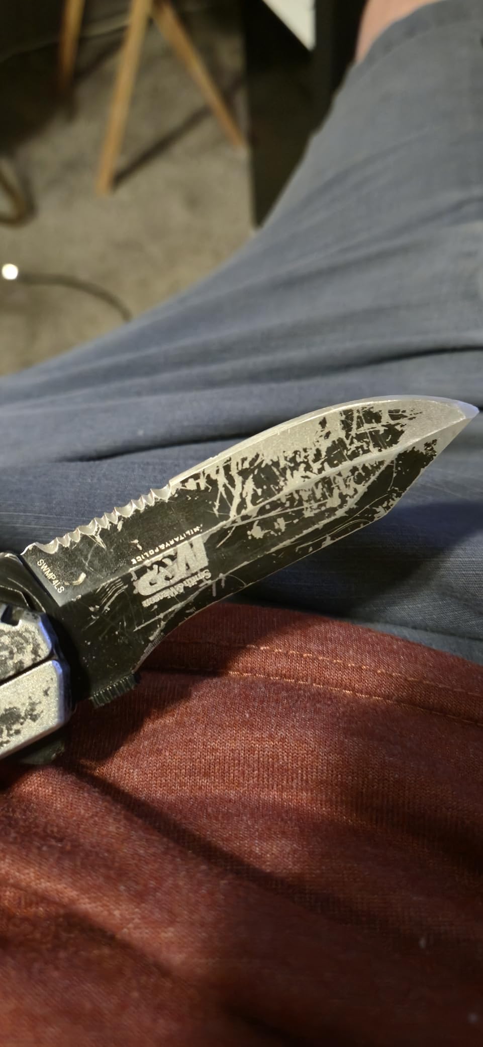 Smith & Wesson SWMP4LS 8.6in S.S. Assisted Folding Knife with 3.6in Serrated Clip Point Blade and Aluminum Handle for Outdoor Tactical Survival and EDC , Black customer photo 2