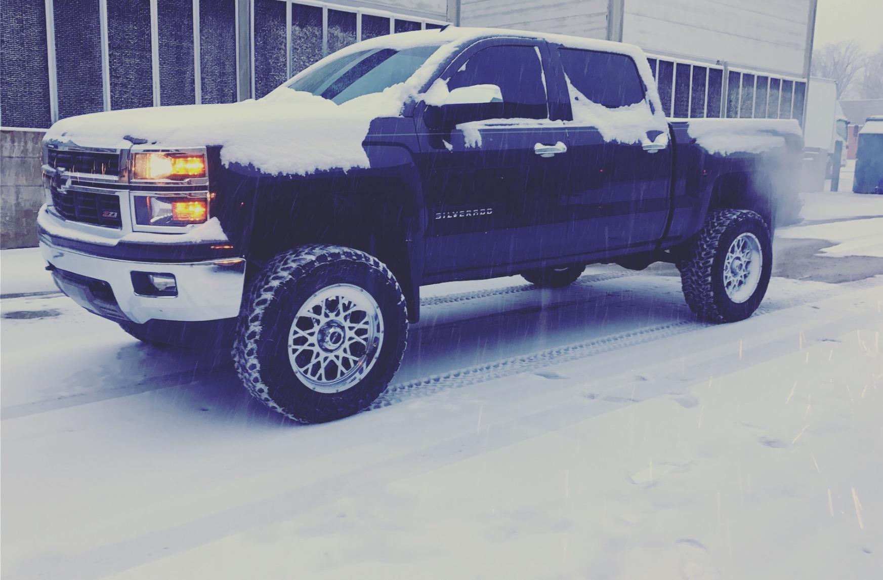 Toyo Tires 360240 Tire Open Country M/T Mud-Terrain Tire - 35 x 1250R20 121Q customer photo 1