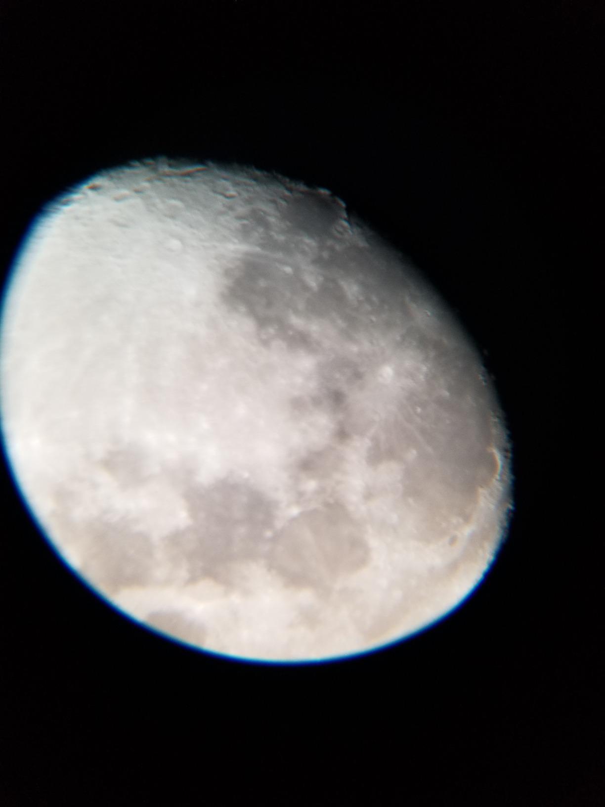 Celestron 114LCM Computerized Reflector Telescope for Beginners customer photo 2