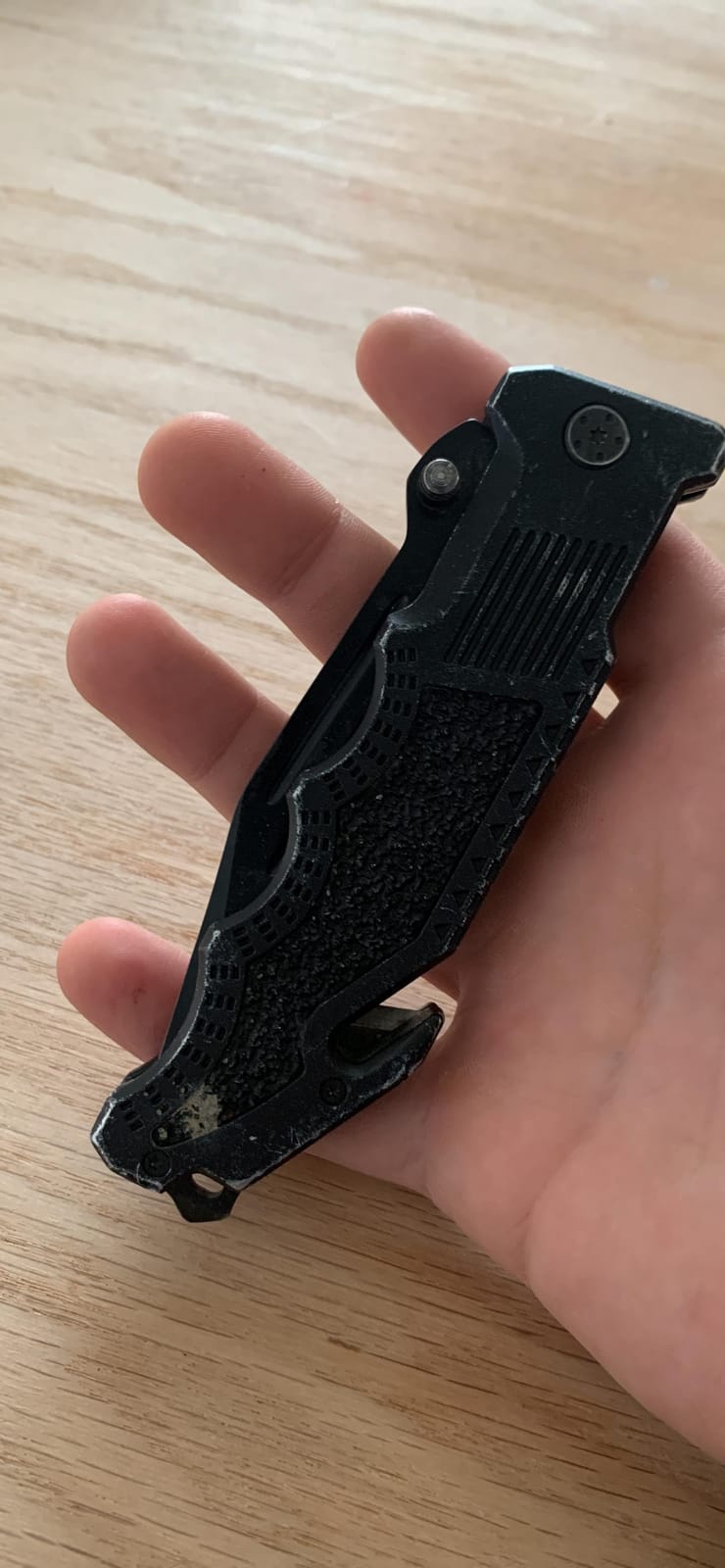 Smith & Wesson Border Guard SWBG6TS 10.1in S.S. Folding Knife with 4.2in Serrated Tanto Blade and G-10 Handle for Outdoor customer photo 1