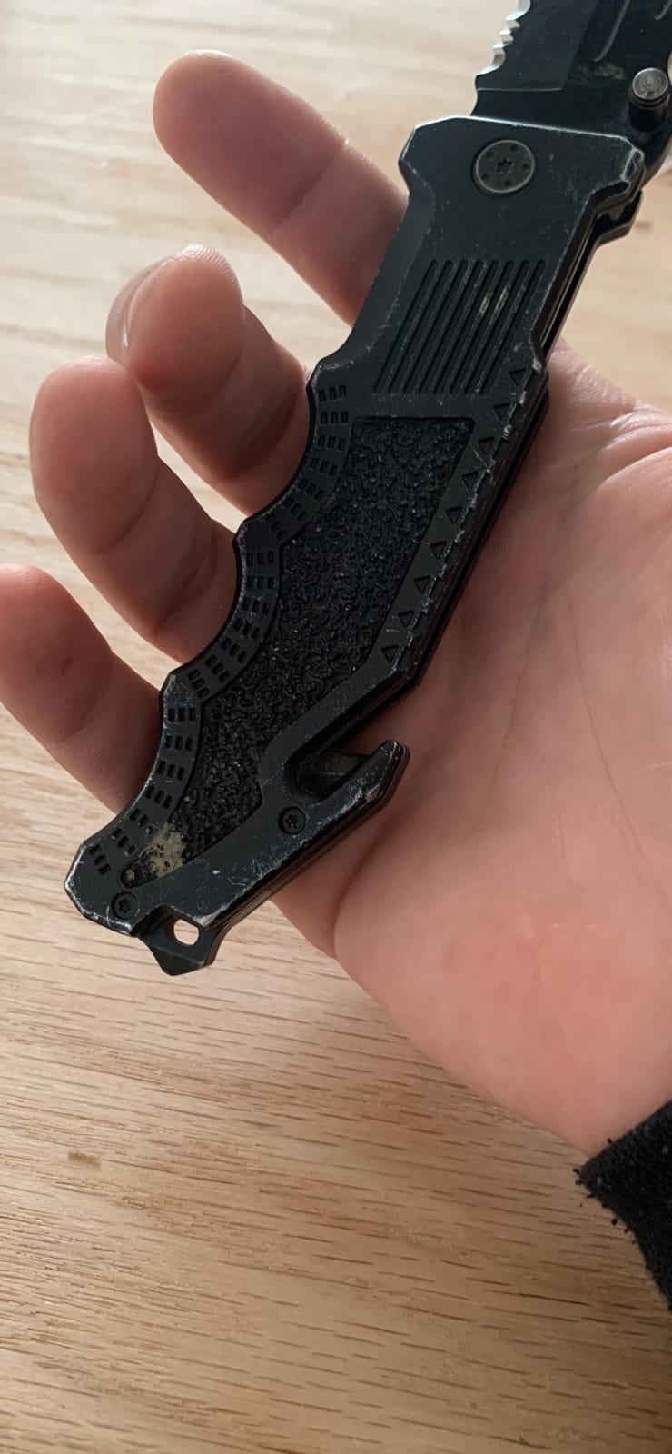 Smith & Wesson Border Guard SWBG6TS 10.1in S.S. Folding Knife with 4.2in Serrated Tanto Blade and G-10 Handle for Outdoor customer photo 2