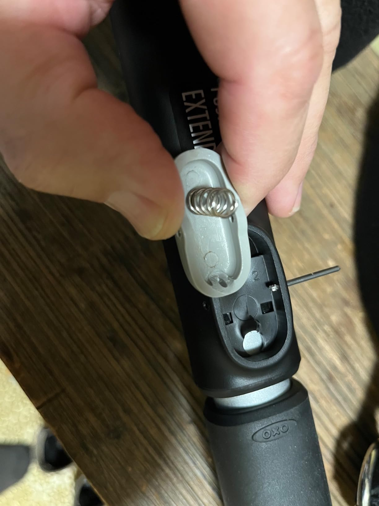 OXO Good Grips Extendable Twister Snow Brush with Ice Scraper customer photo 1
