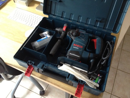 BOSCH RH328VC 1-1/8 Inch SDS-plus Rotary Hammer with Variable Speed, Vibration Control customer photo 1